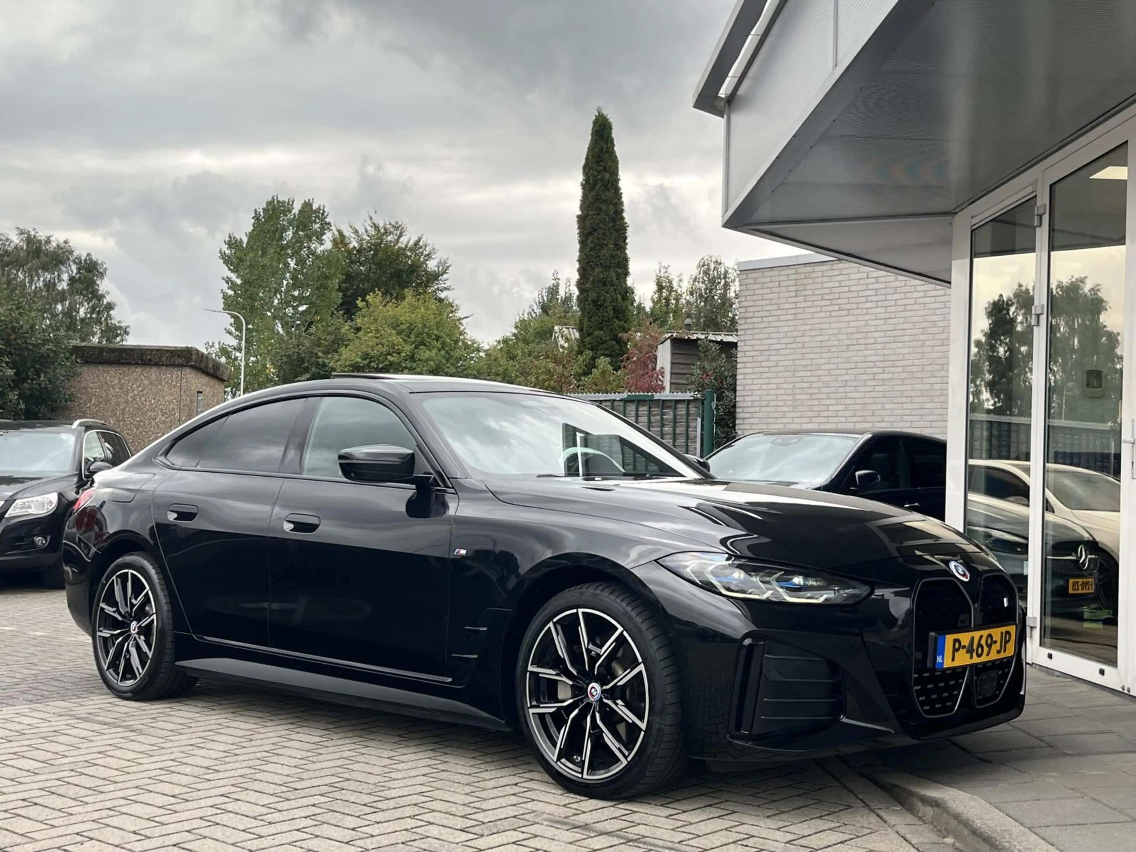 BMW i4 eDrive40 M-SPORT 84 kWh SOH95% LASER+PANO+ACC+H&K+ — photo 5