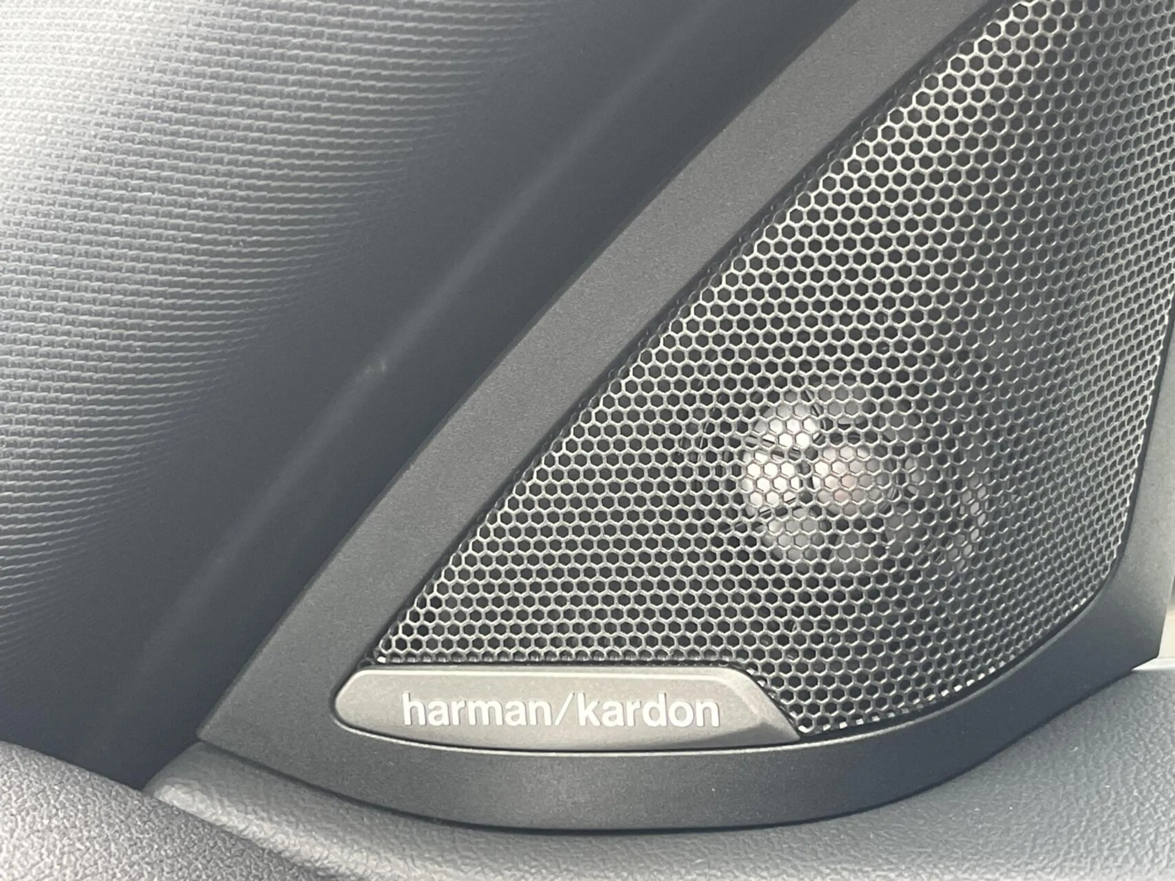 BMW i4 eDrive40 M-SPORT 84 kWh SOH95% LASER+PANO+ACC+H&K+ — photo 13