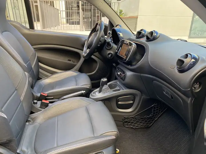 smart Fortwo 2017, foto 13
