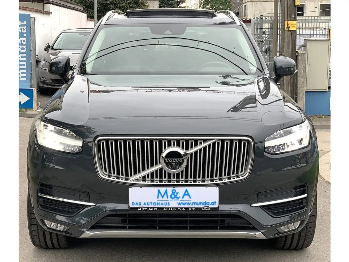 Volvo XC90 2.0 D5 Inscription AWD*7-SITZER*GARANTIE Grau - 2