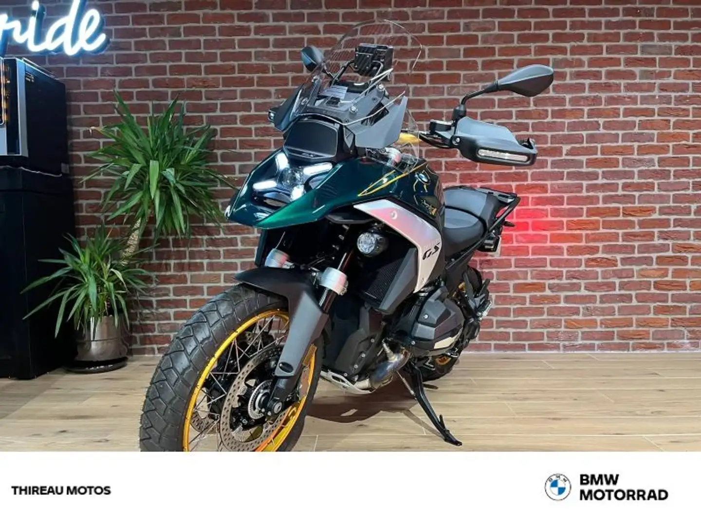 BMW R 1300 GS R 1300 GS Zöld - 1