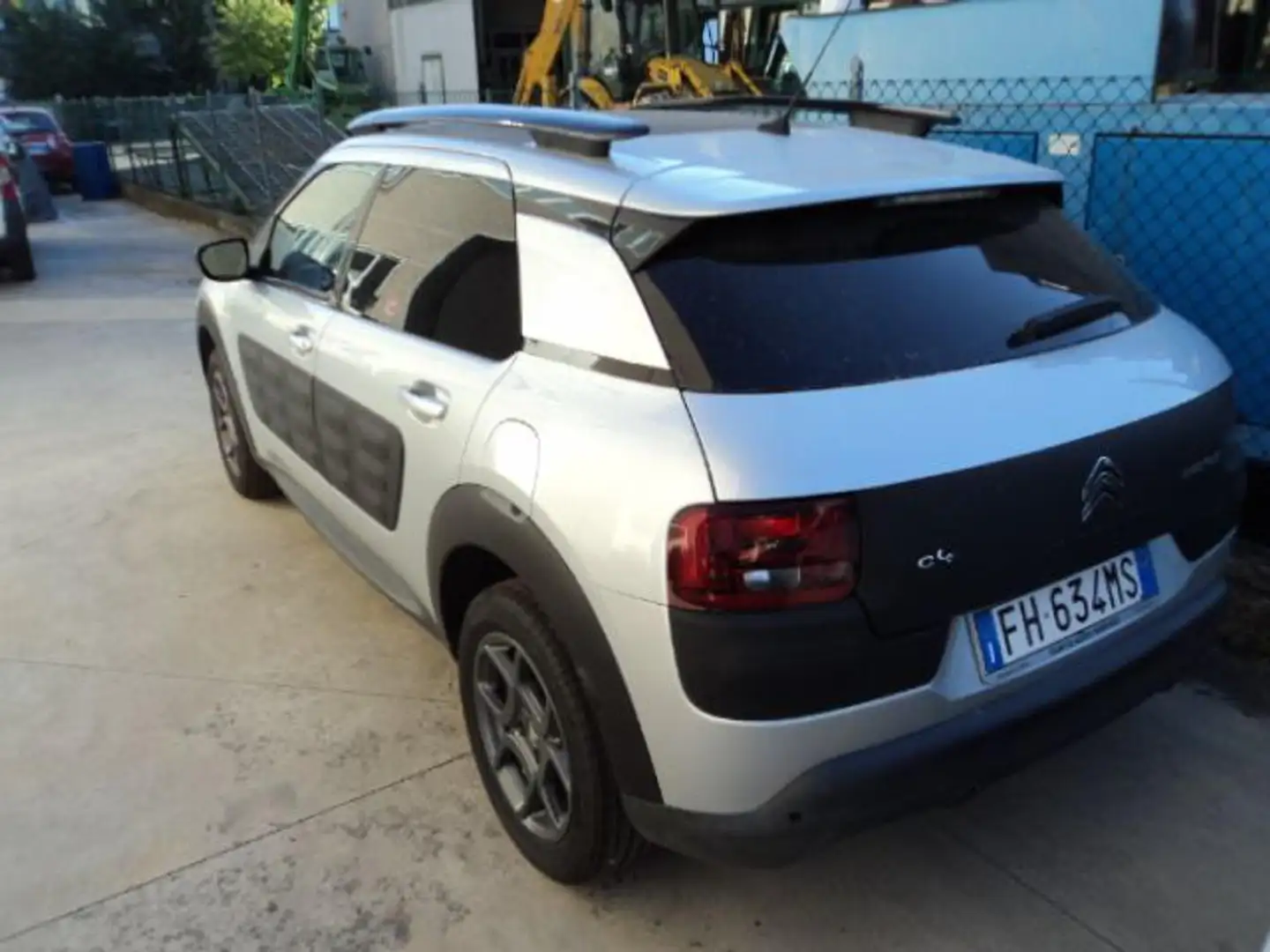 Citroen C4 Cactus BlueHDi 100 Shine Gris - 1