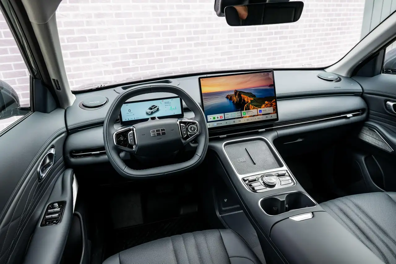 Geely Starray EM-i 2026