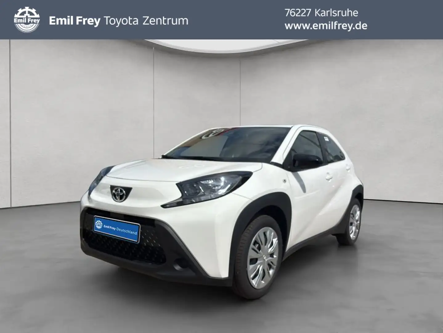 Toyota Aygo X X Play 53 kW, 5-türig Blanc - 1