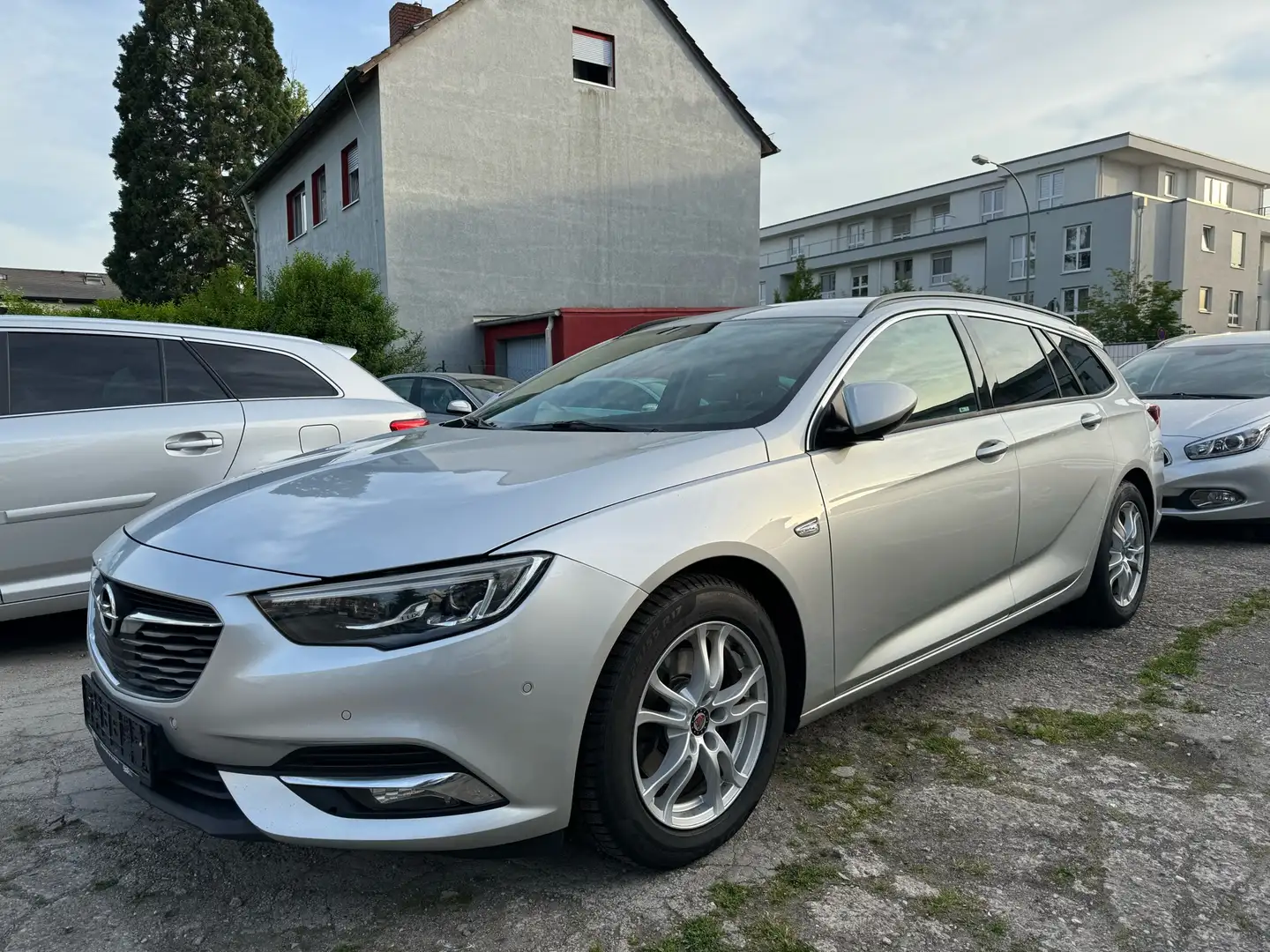 Opel Insignia Sports Tourer 2.0 Automatik Edition,EU 6 Gris - 1