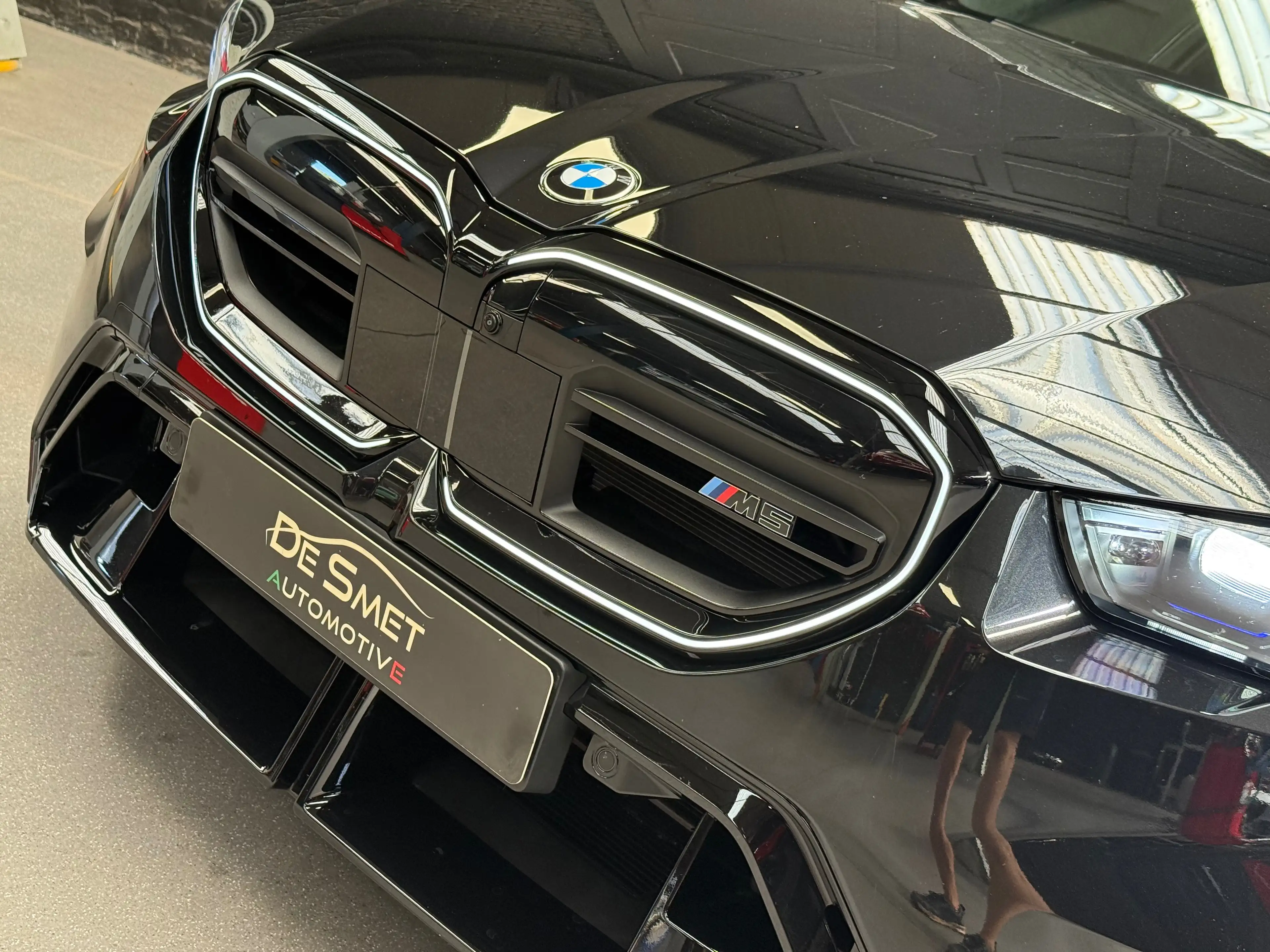 BMW M5 M5 Touring PHEV 4.4 AS (535 kW) — photo 14