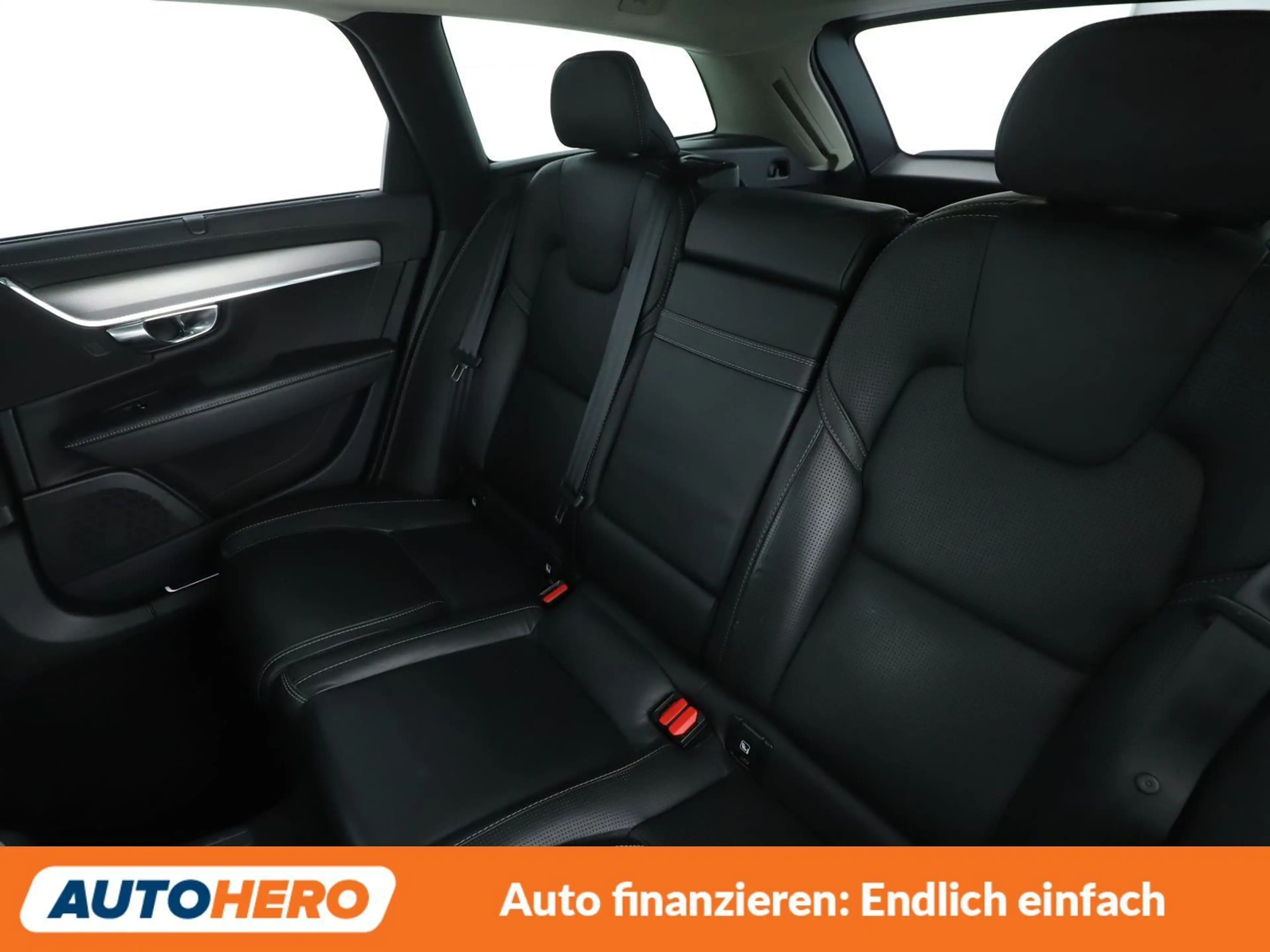 Volvo V90 2.0 T8 Plug-in Hybrid Inscription AWD — photo 14