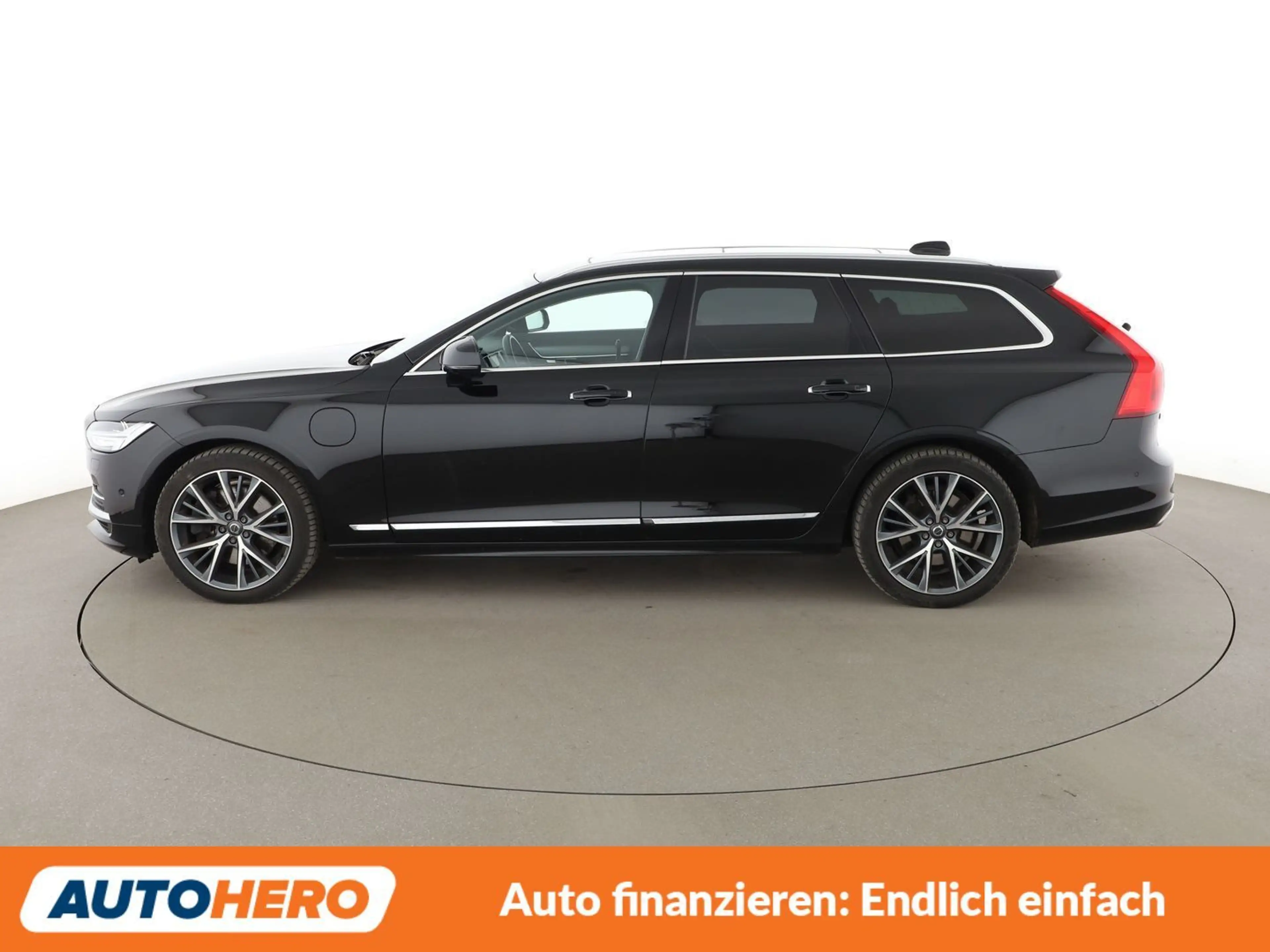 Volvo V90 2.0 T8 Plug-in Hybrid Inscription AWD — photo 3