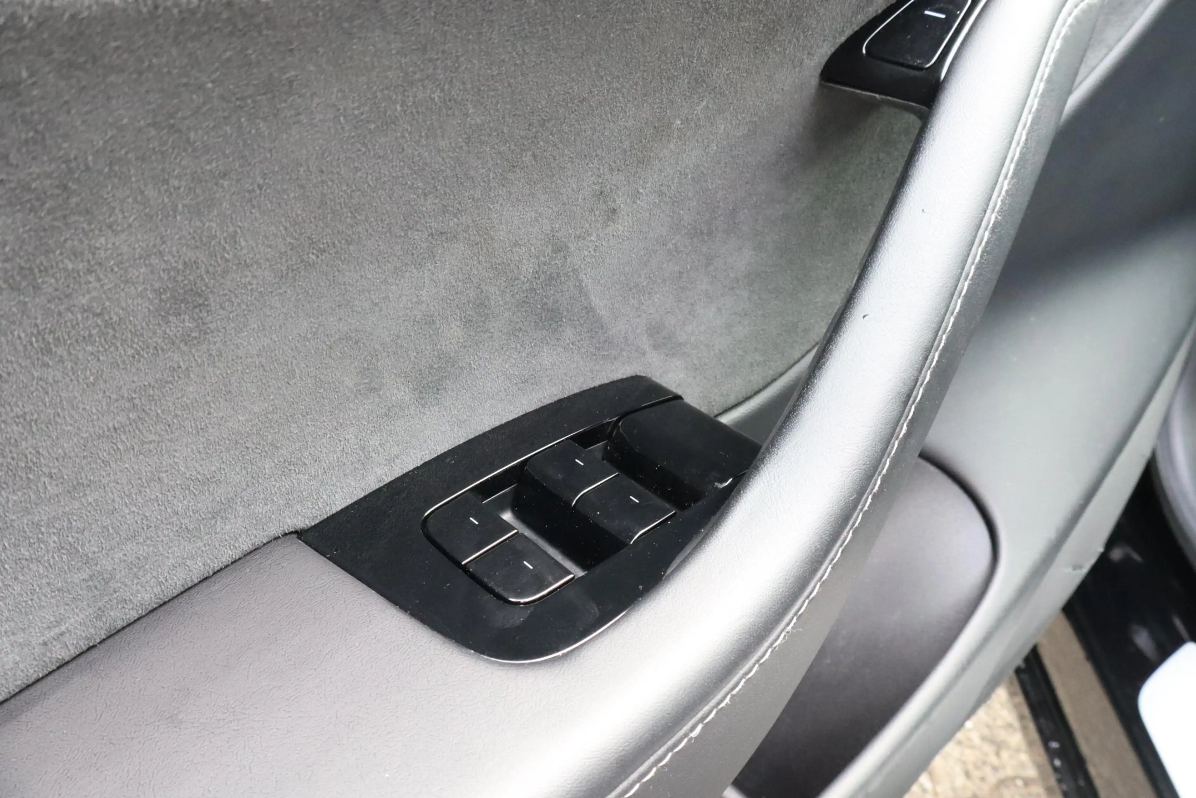 Tesla Model 3 Standard RWD Plus 60 kWh | SOH 82,8% | Computer 2. — photo 12