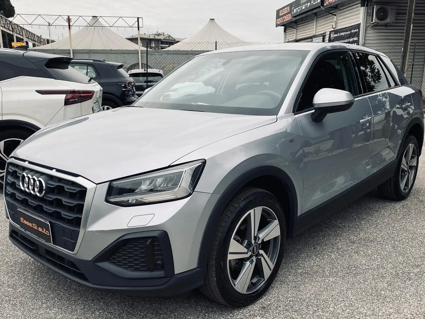 Audi Q2 Admired **POSS.PACK MEDIA** VED.NOTE Gris - 1