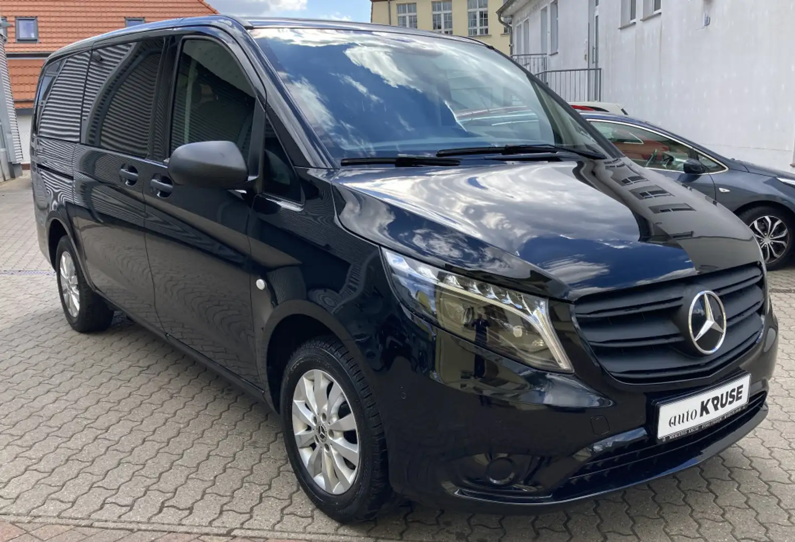 Mercedes-Benz Vito Select*9G-Tronic*LED*8-Sitzer* Negro - 2