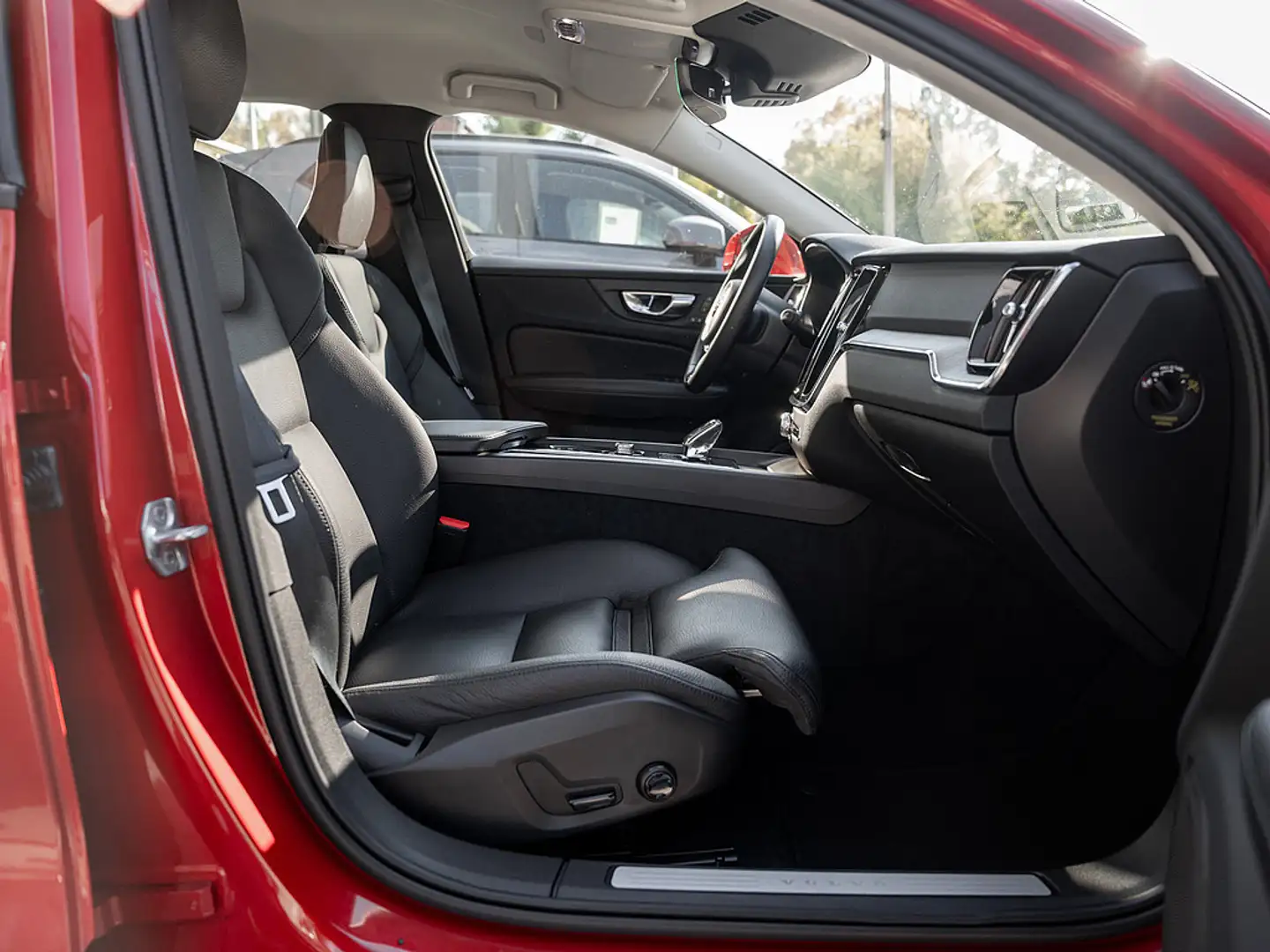 Volvo V60 B4 Inscription Rot - 2
