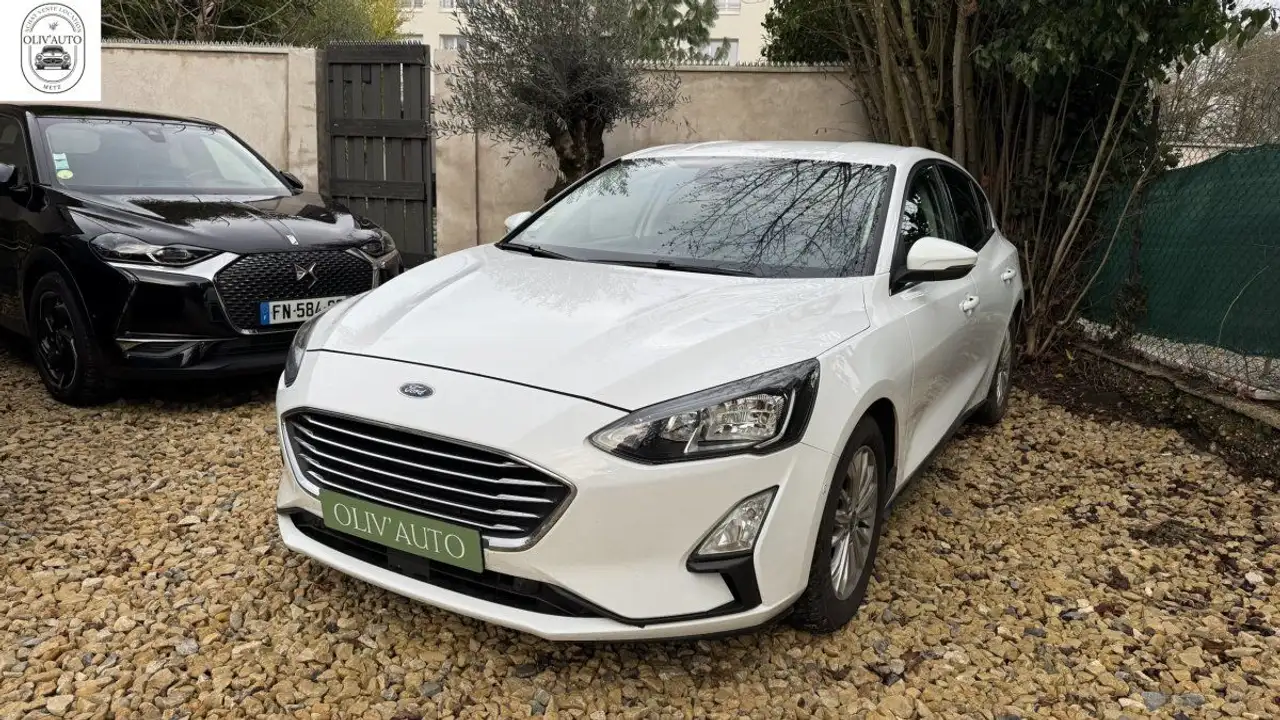 Ford Focus (4) 5P - 1.5 EcoBlue 120 auto Trend Busi