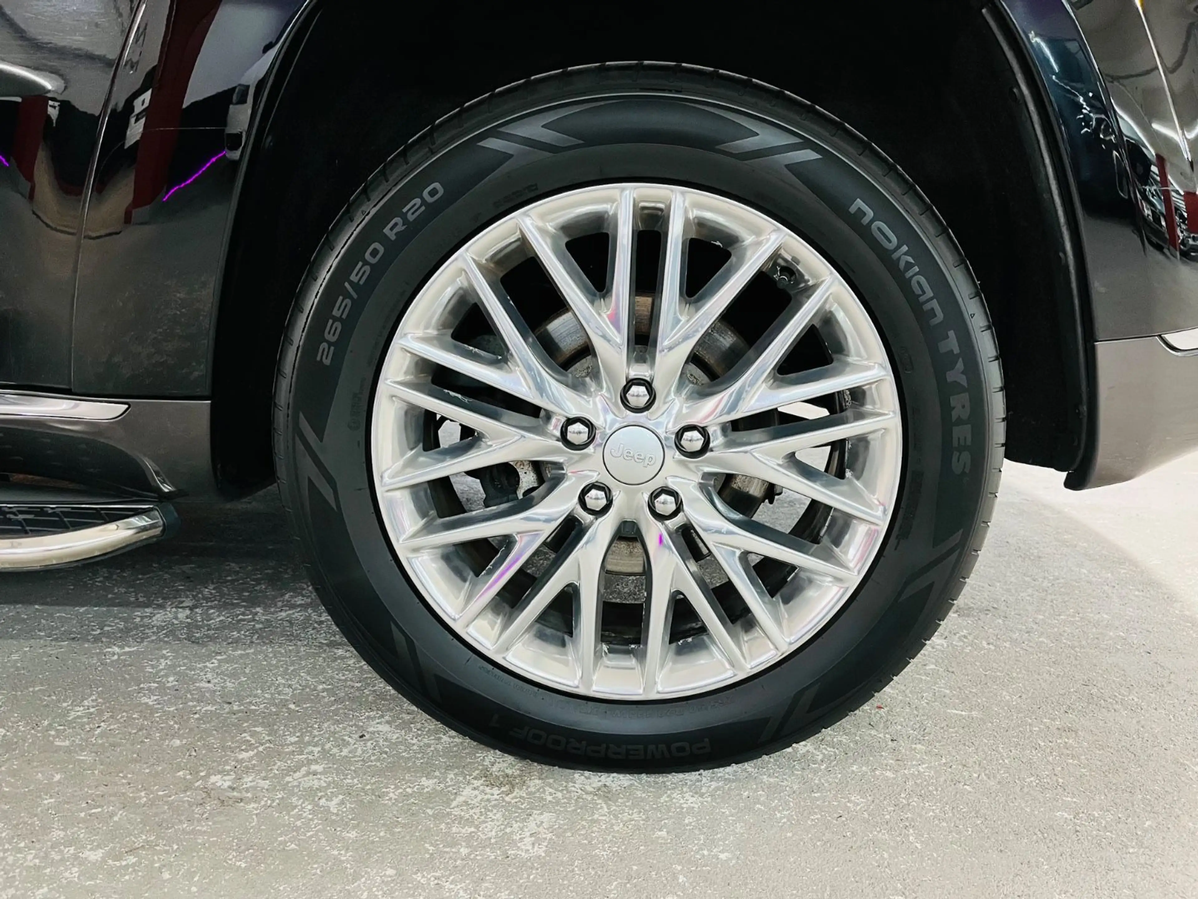 Jeep Grand Cherokee 3.0 CRD Summit Fond Entertainment — photo 9