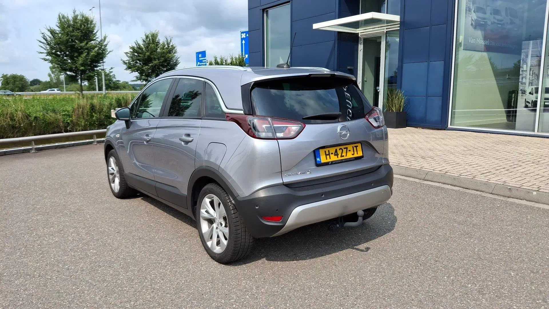 Opel Crossland X 1.2 Turbo Innovation Grijs - 2