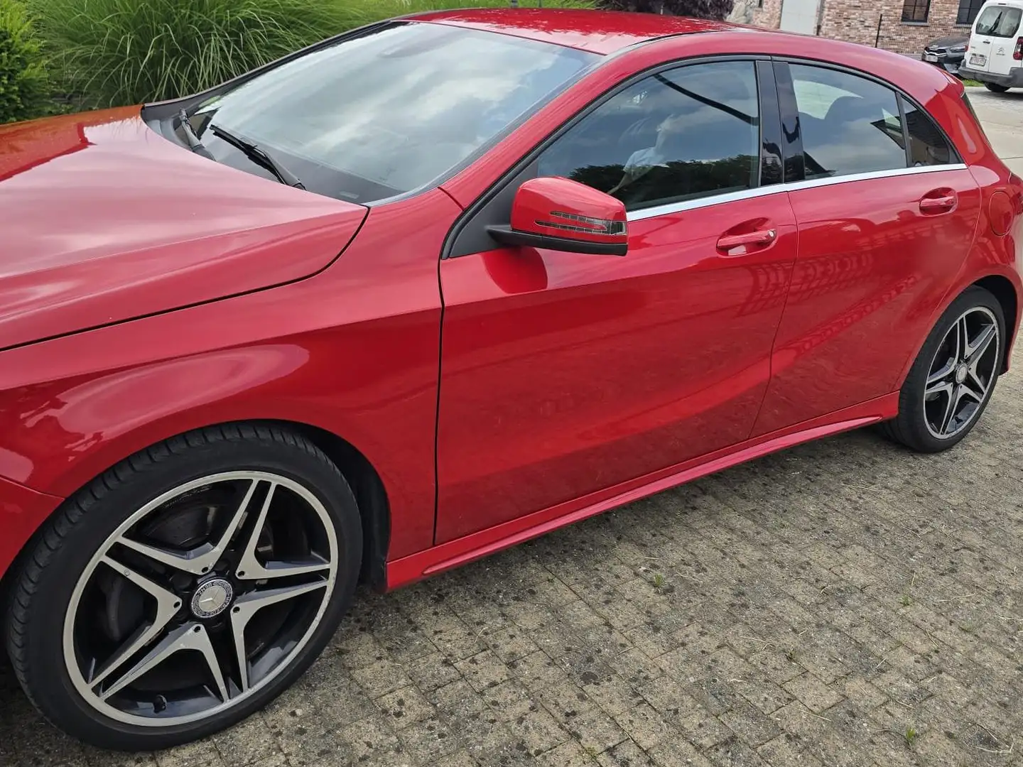 Mercedes-Benz 200 200 D Rouge - 1