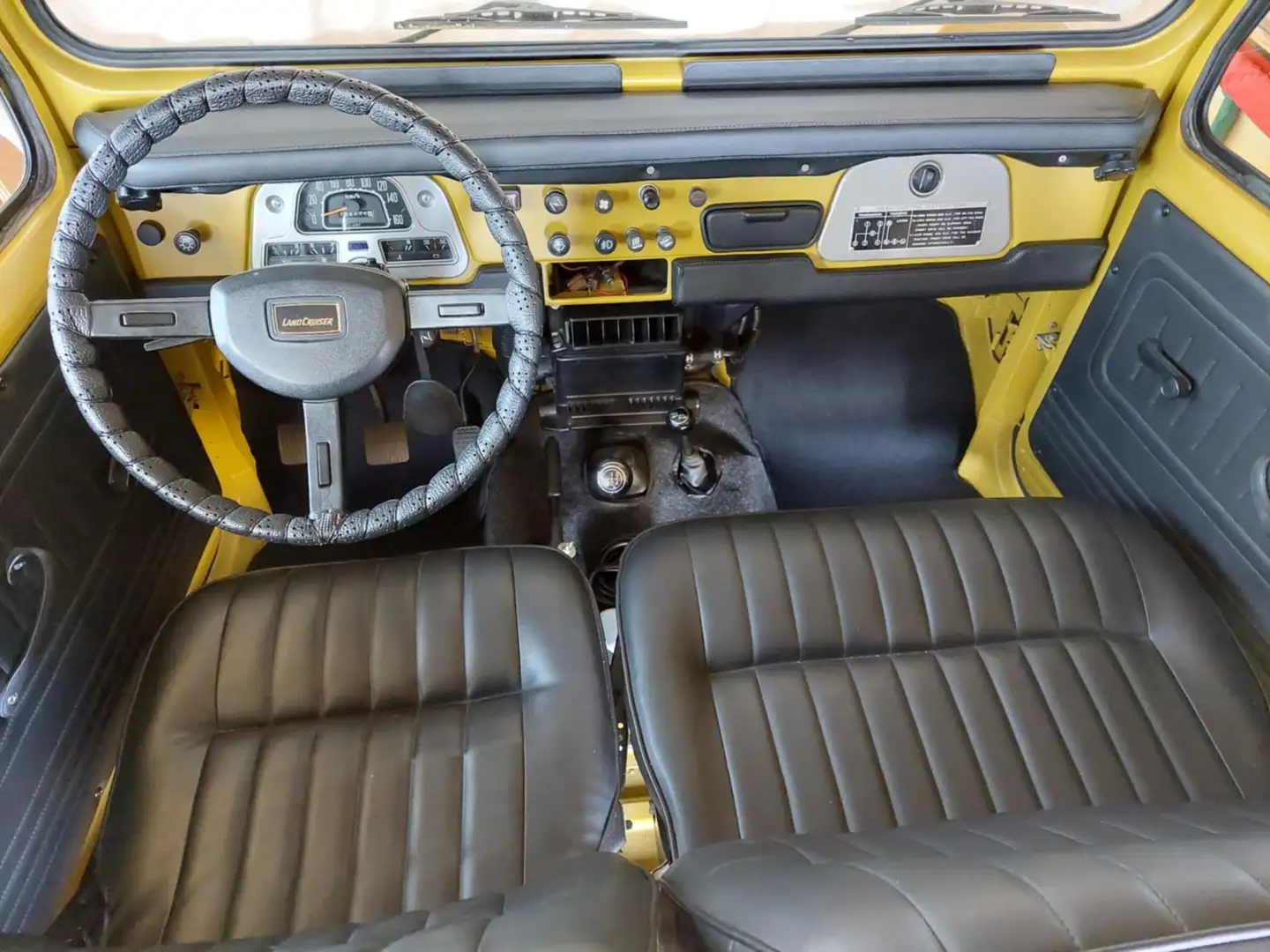 Toyota Land Cruiser FJ 45 Galben - 2