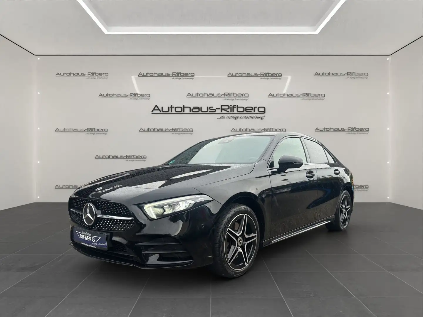 Mercedes-Benz A 250 e AMG LED/Kamera/Ambiente/Night-Paket/18Zo Zwart - 1