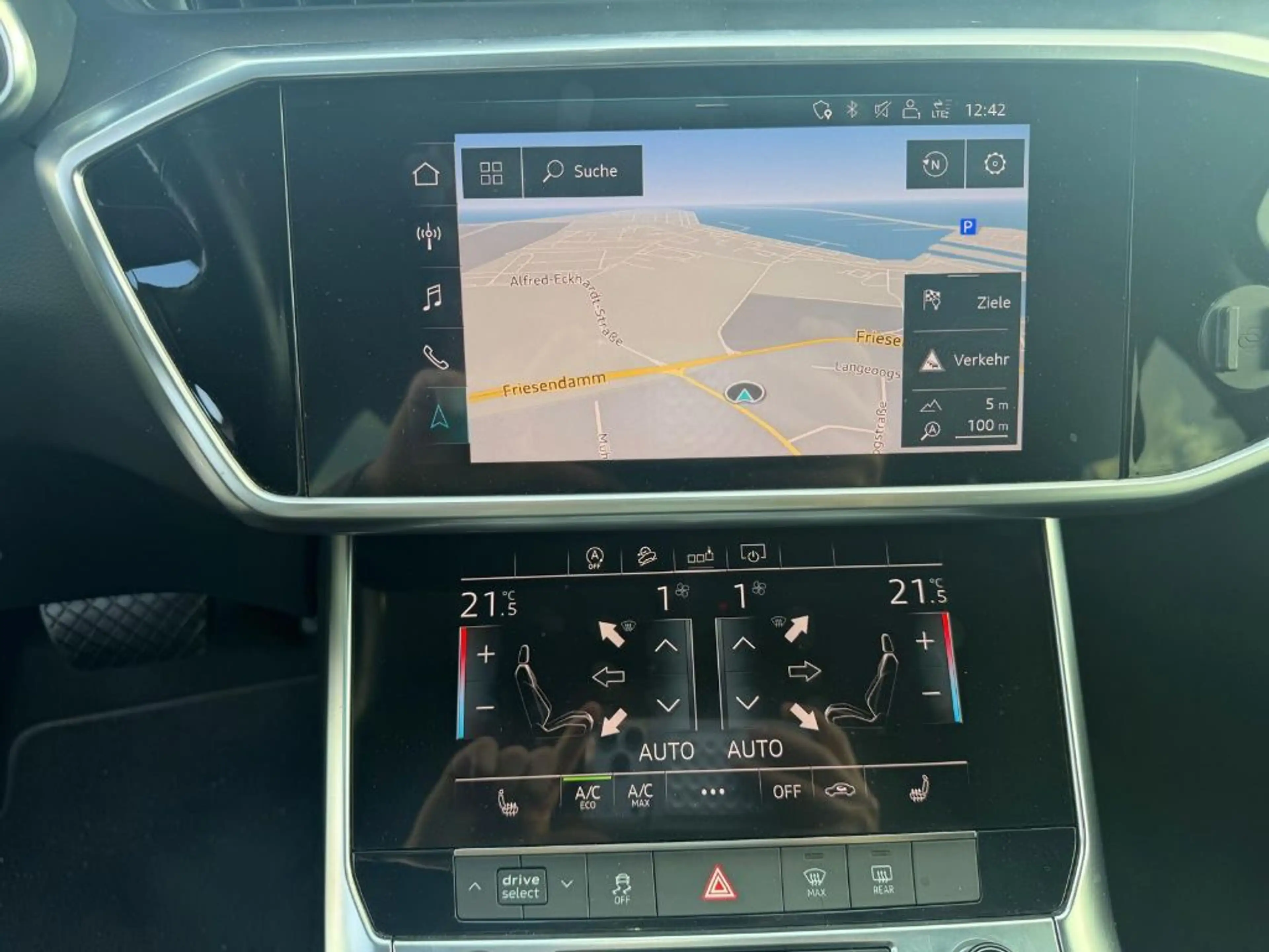 Audi A6 allroad quattro 45 TDI tiptronic — photo 16