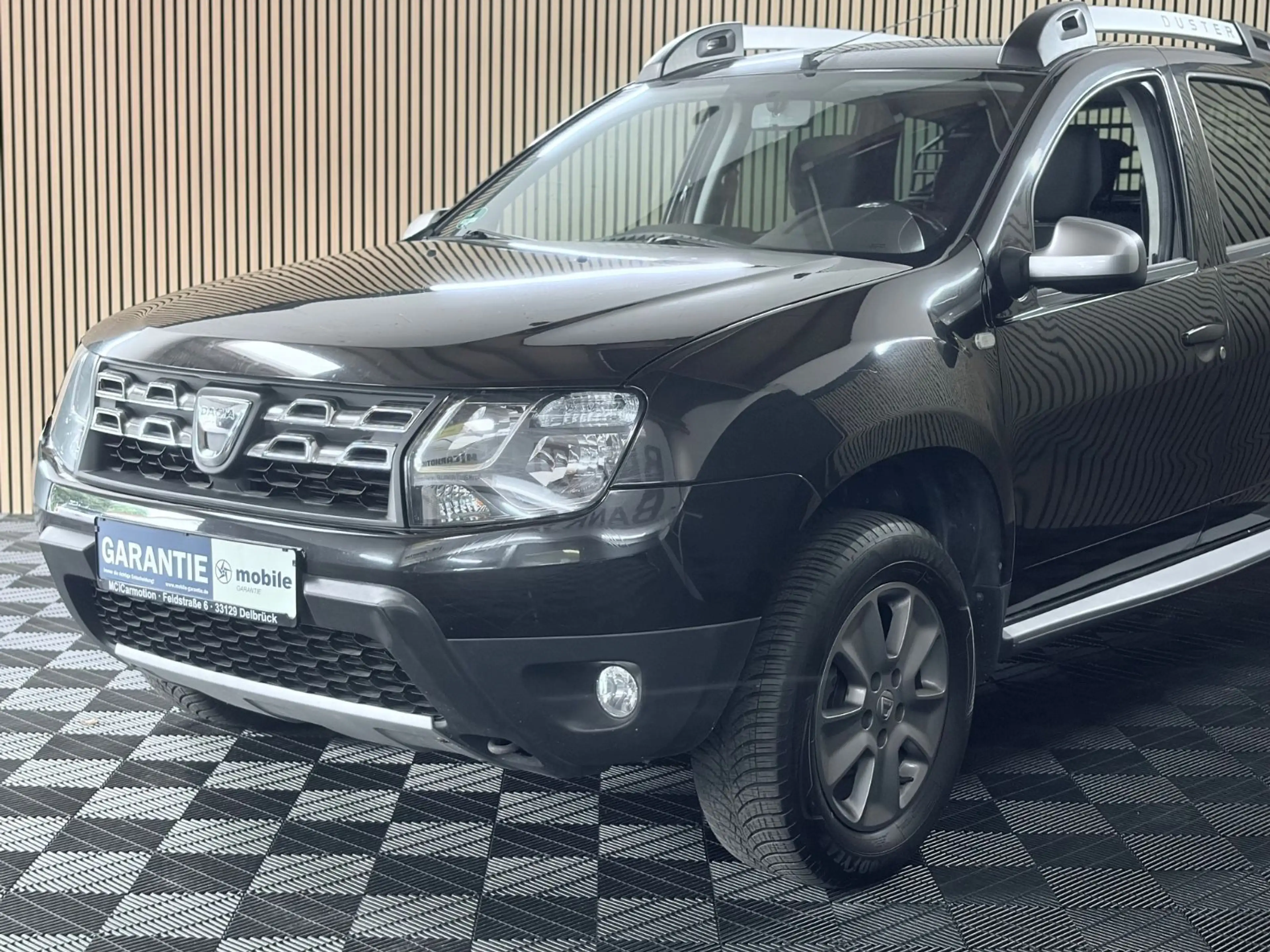 Dacia Duster I Prestige 4x2 Sitzheizung/ Navi/ 6 Gang/ — photo 2