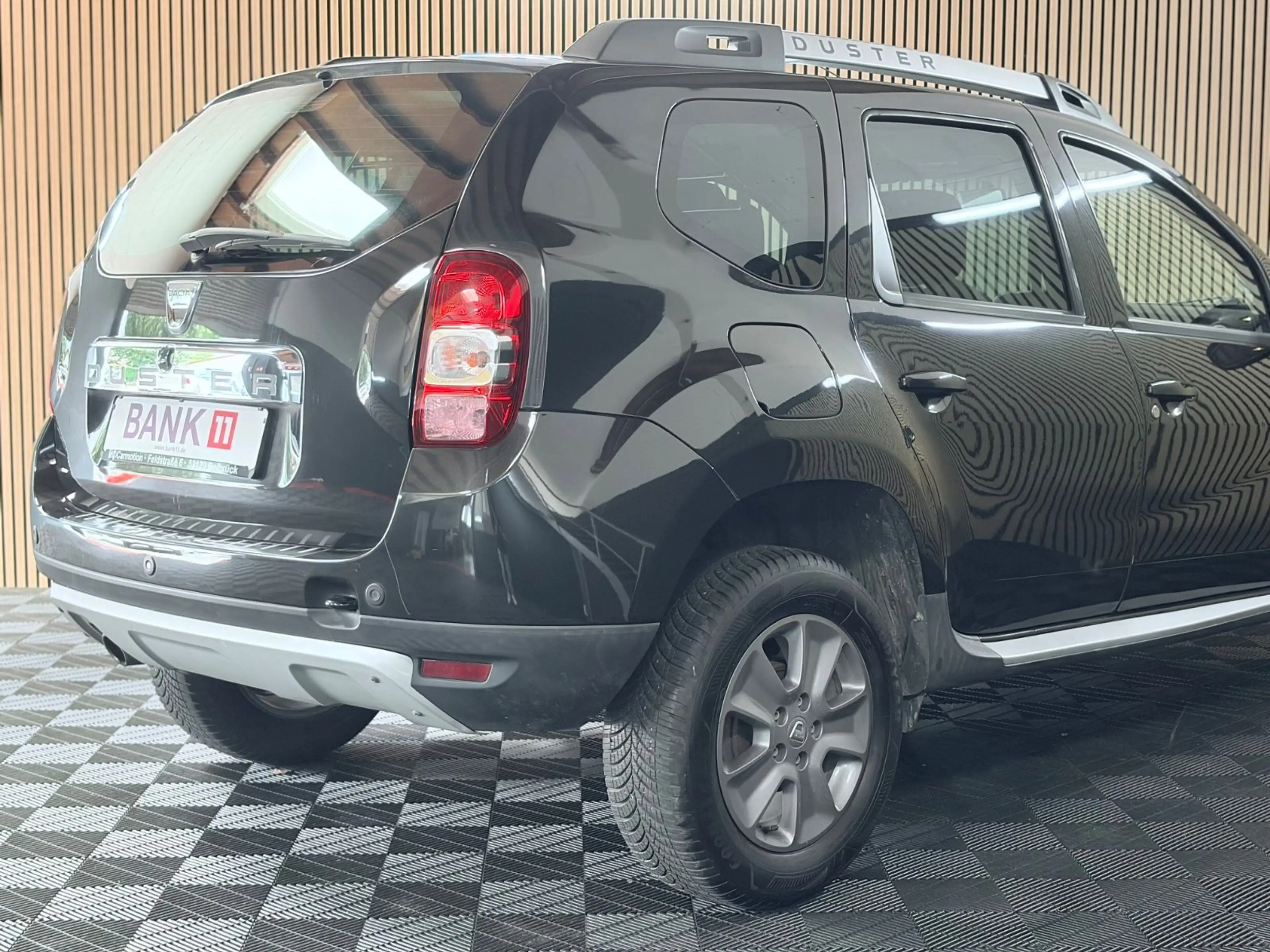 Dacia Duster I Prestige 4x2 Sitzheizung/ Navi/ 6 Gang/ — photo 11