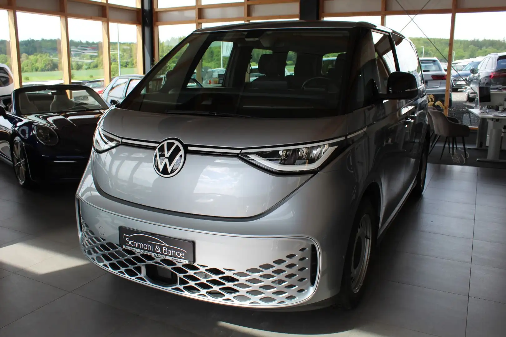 Volkswagen ID. Buzz Bus Pro 150 kW*LED*NAVI*ACC* Argintiu - 1