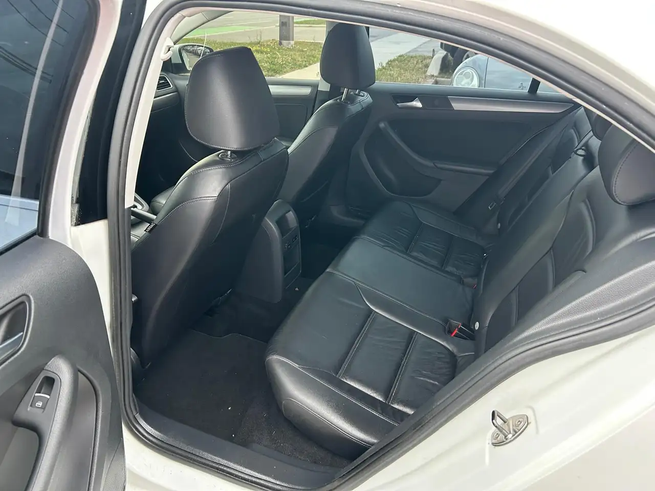 Volkswagen Jetta снимка Volkswagen Jetta