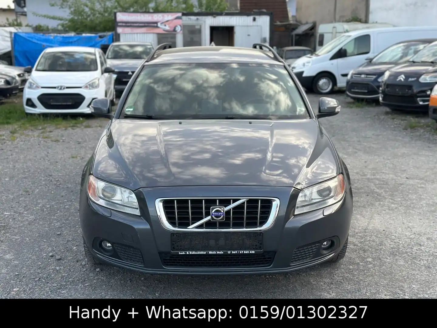 Volvo V70 Kombi Kinetic -Automatik -2.Hand -Navi Xenon Gris - 2