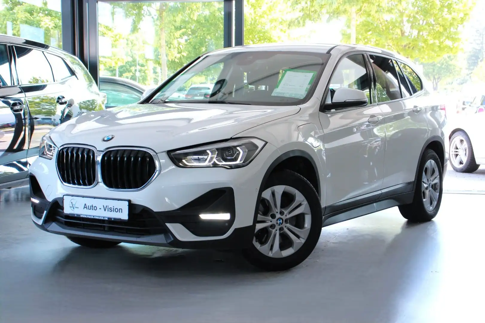 BMW X1 xDrive 25e (F48) Advantage *LED*ACC*Head-Up Weiß - 1