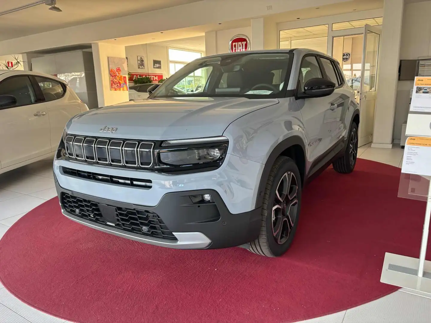 Jeep Avenger 1.2 Turbo 110 CV MHEV Summit Grigio - 1