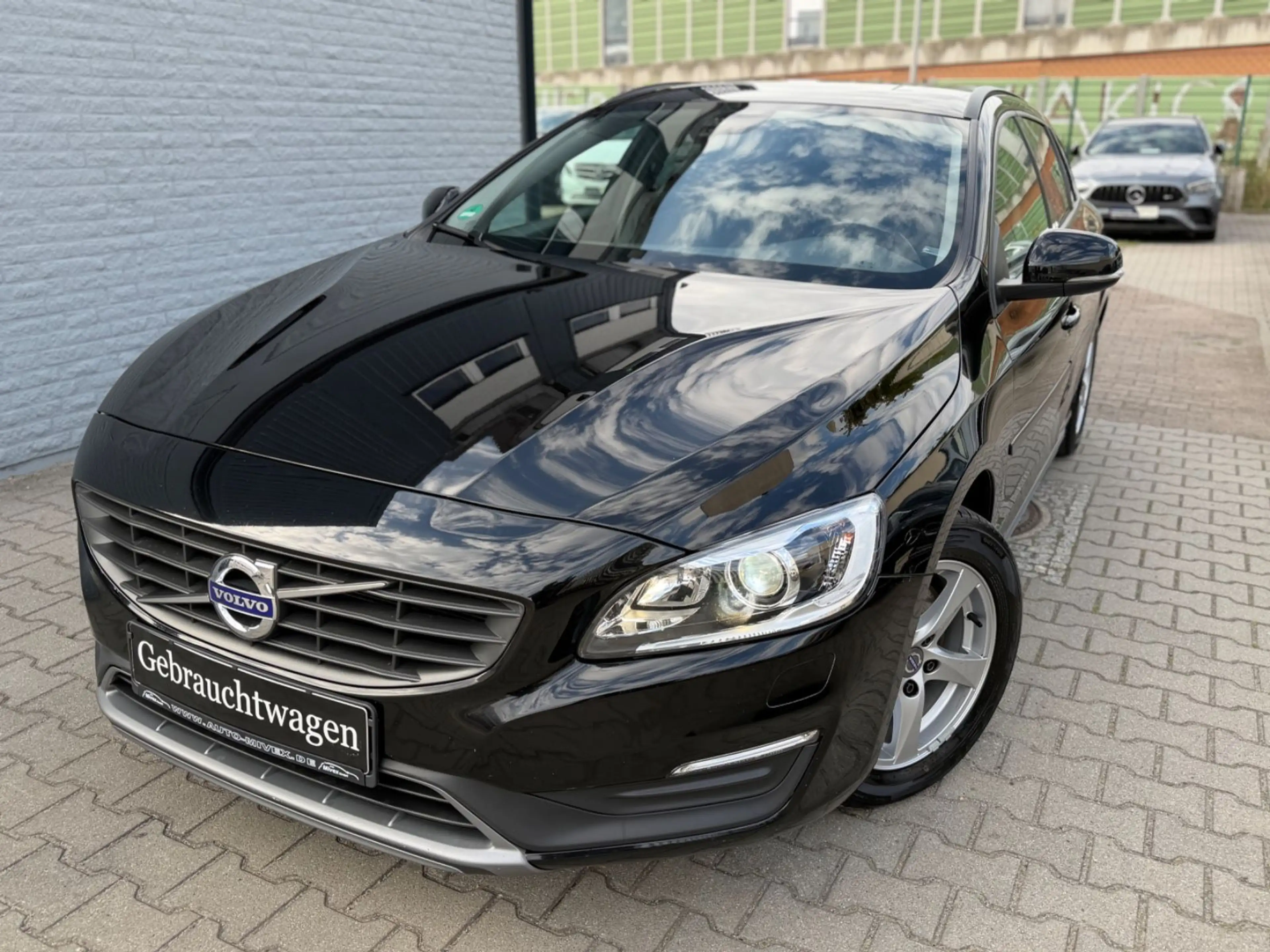 Volvo V60 T5 Geartronic Kombi Linje Business 1.HAND — photo 3
