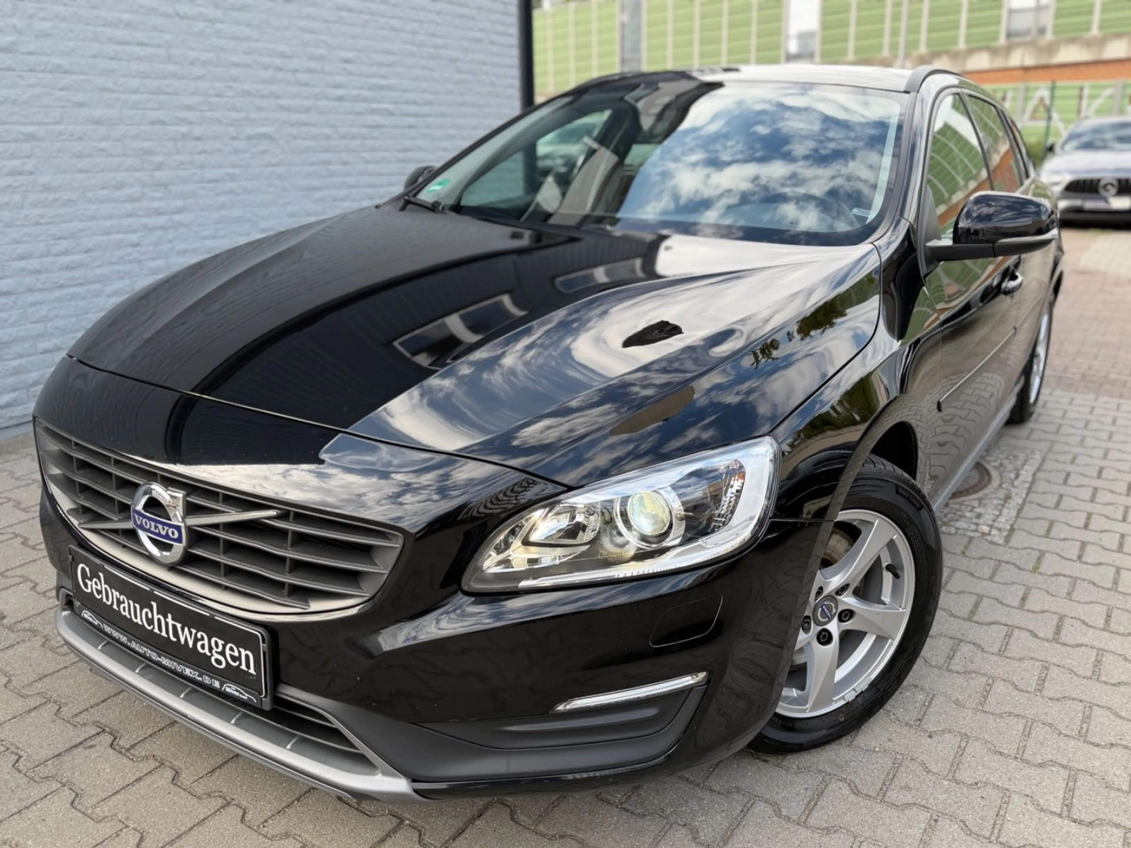 Volvo V60 T5 Geartronic Kombi Linje Business 1.HAND — photo 4