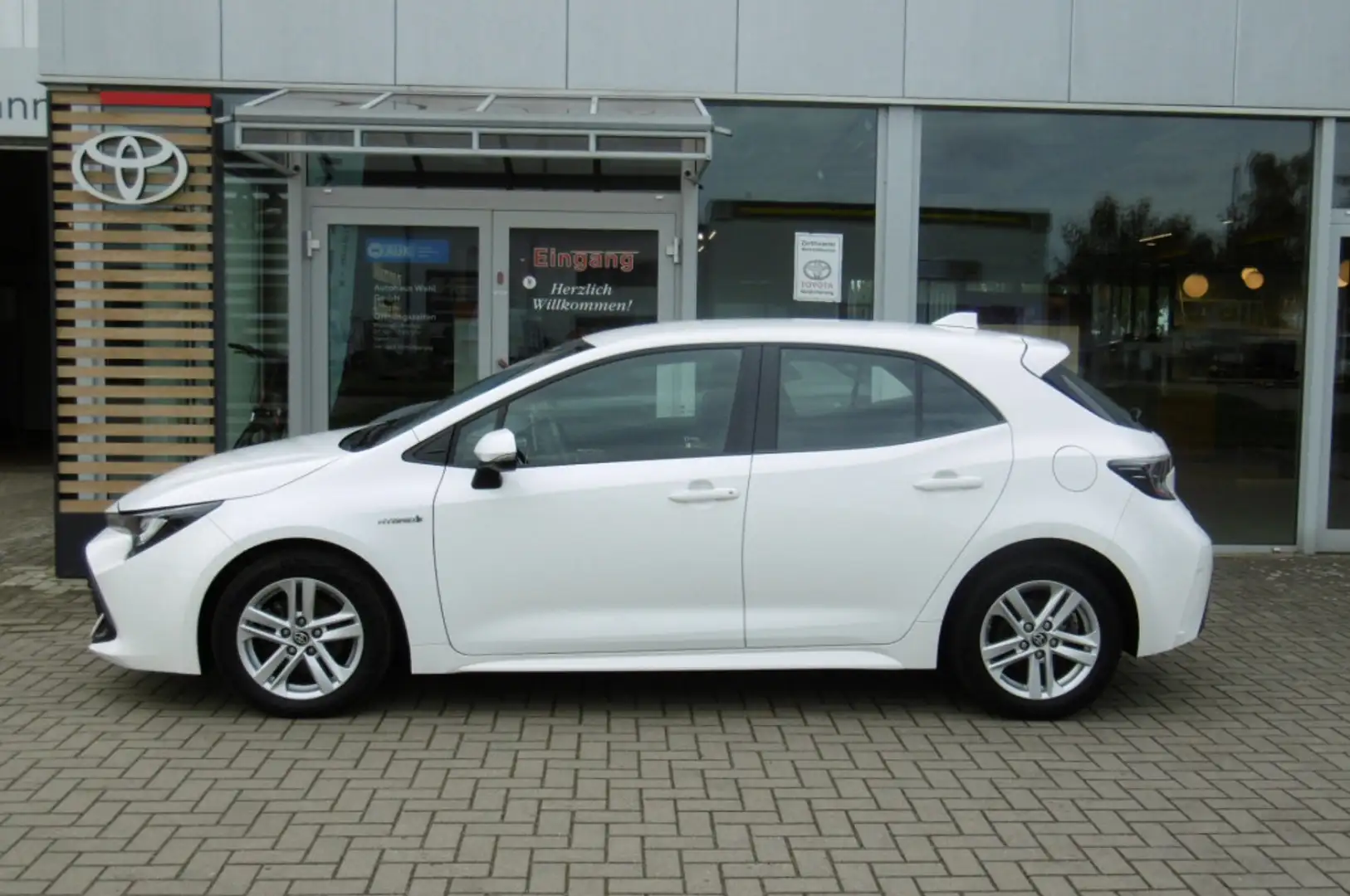Toyota Corolla 1.8 Hybrid Business Edition Weiß - 2