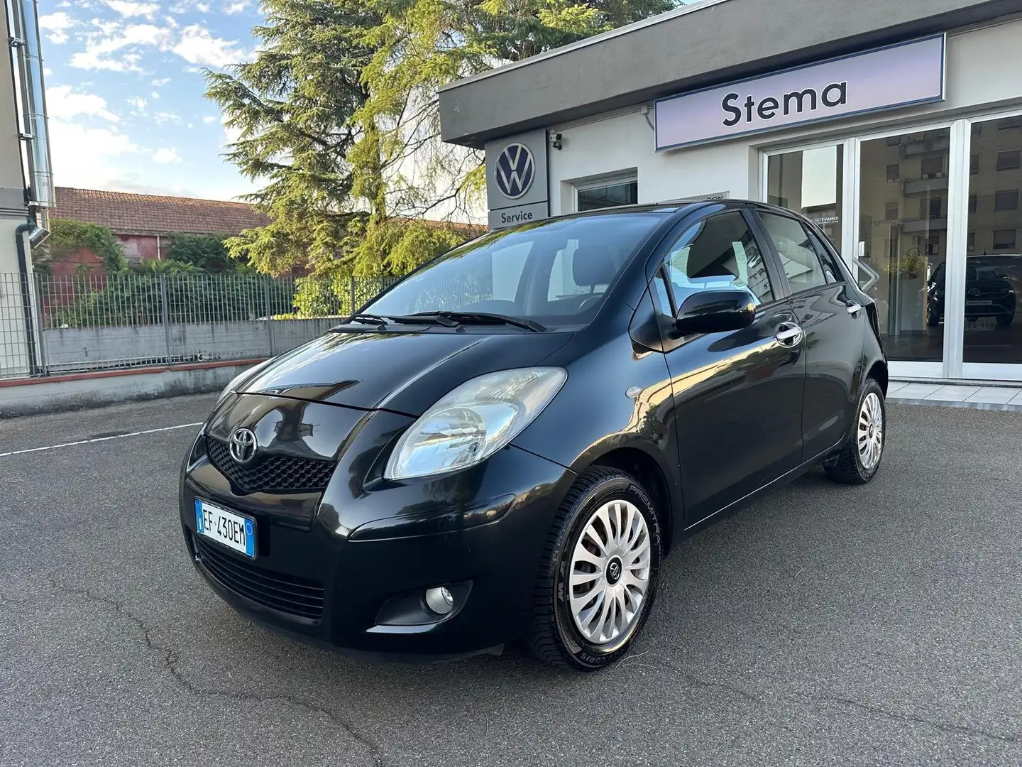 Toyota Yaris Yaris II 2005 5p 1.0 Sol Euro5B PERFETTA Nero - 1