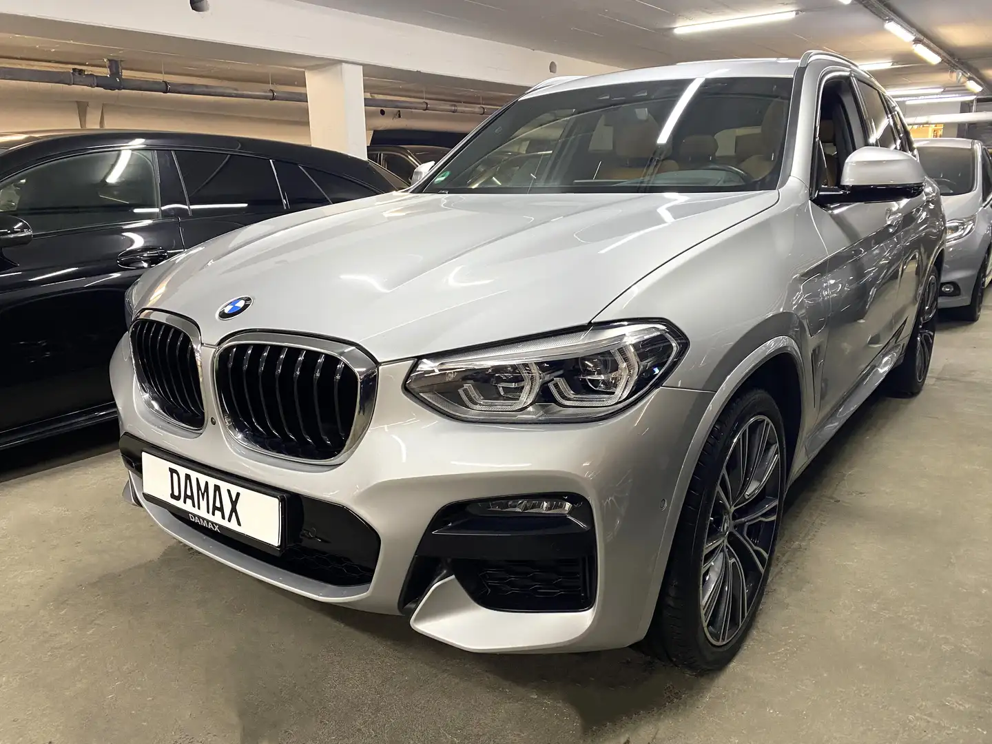 BMW X3 xDrive30e M SPORT*360°HUD*h/k*PANO*AHK Grau - 1
