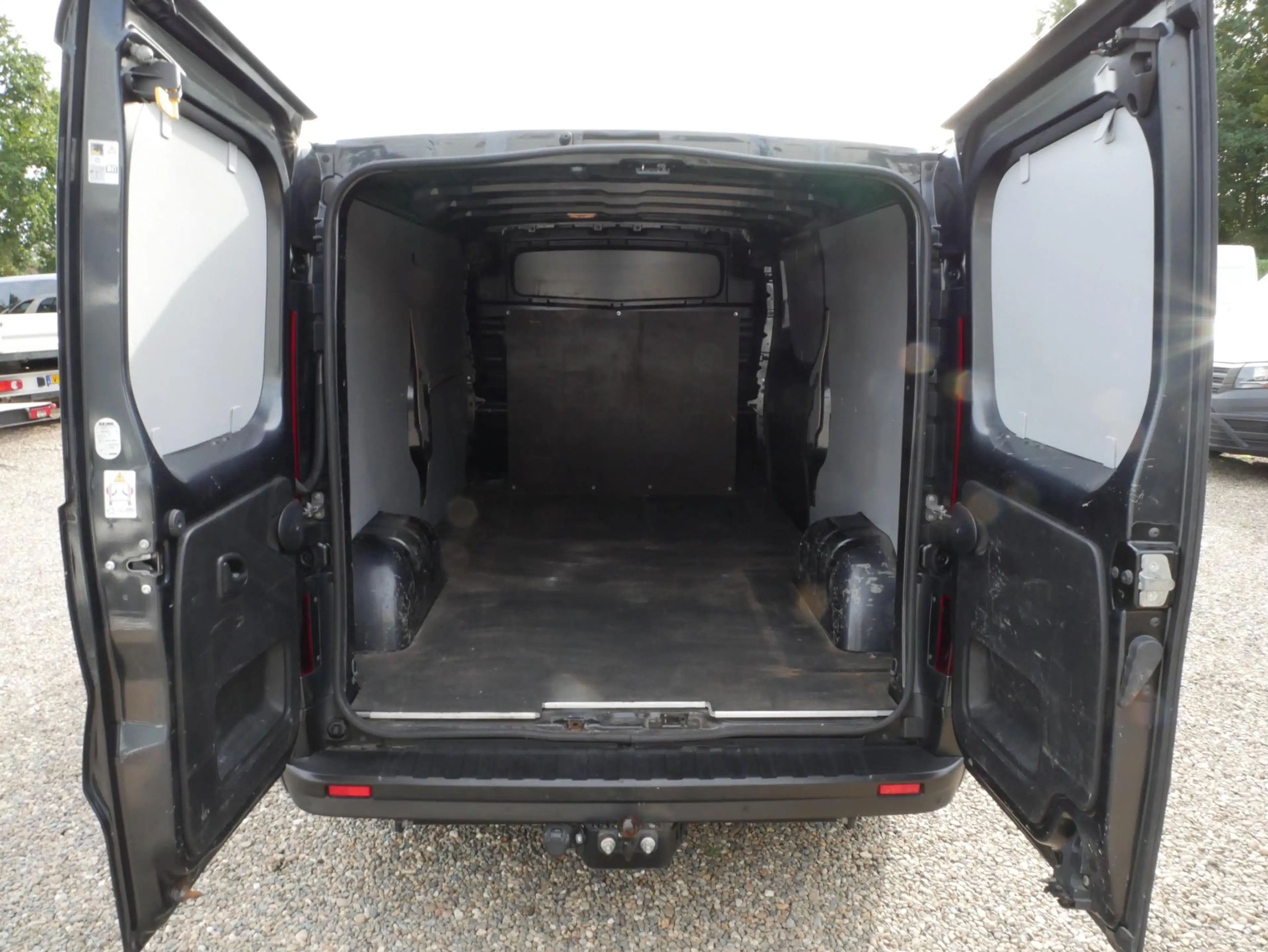 Renault Trafic 2.0 dCi 120PK L2H1 Airco Trekhaak Camera Cruise — photo 10