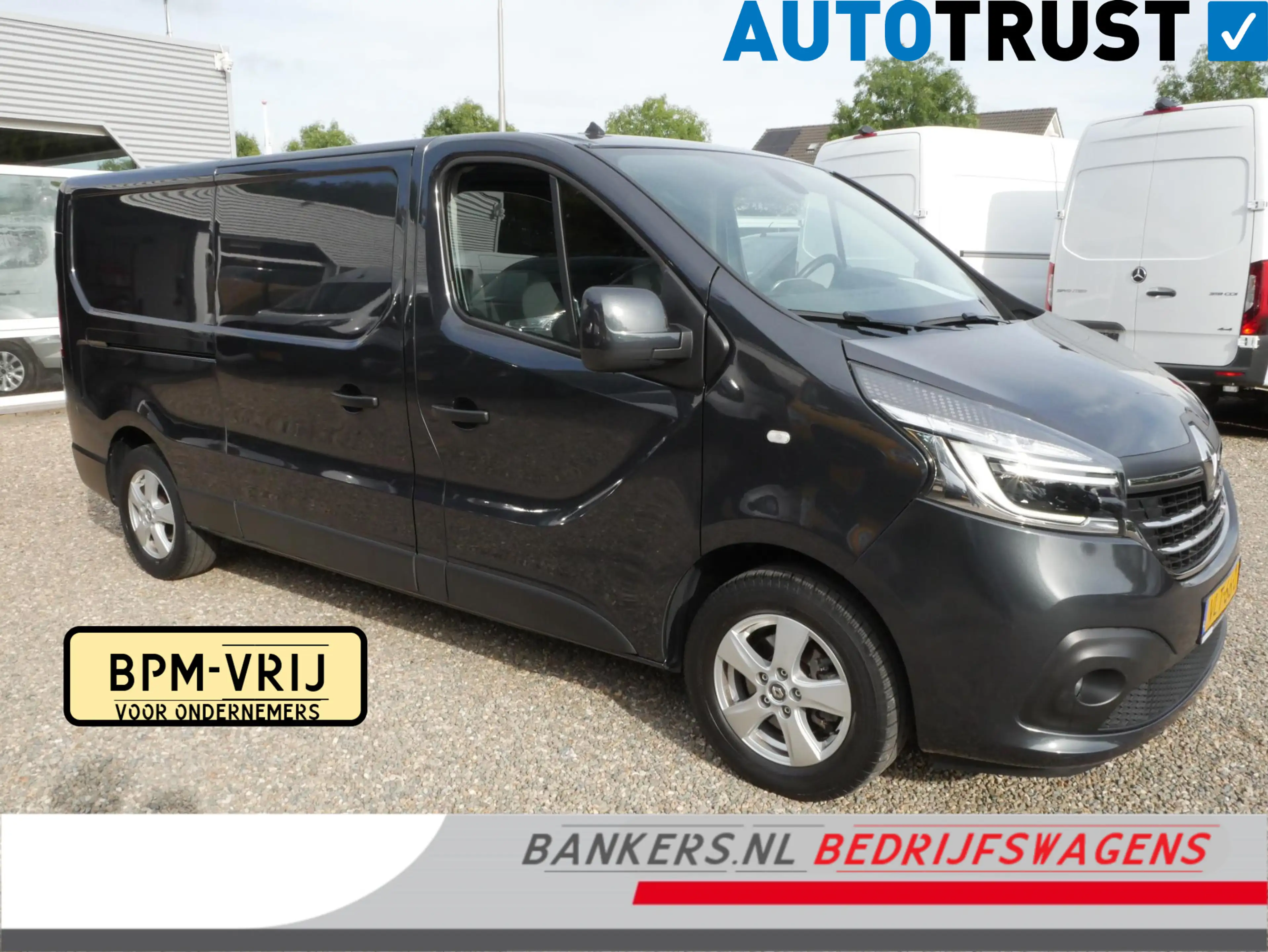 Renault Trafic 2.0 dCi 120PK L2H1 Airco Trekhaak Camera Cruise