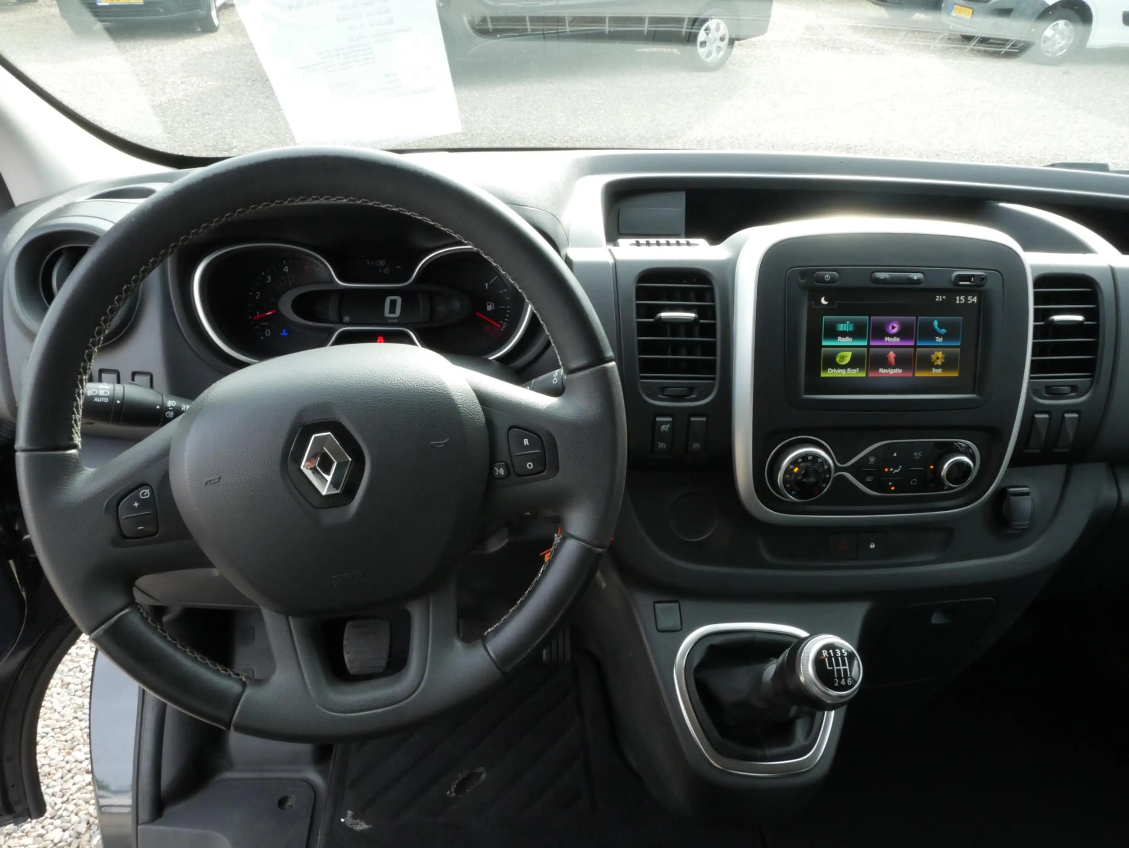 Renault Trafic 2.0 dCi 120PK L2H1 Airco Trekhaak Camera Cruise — photo 14