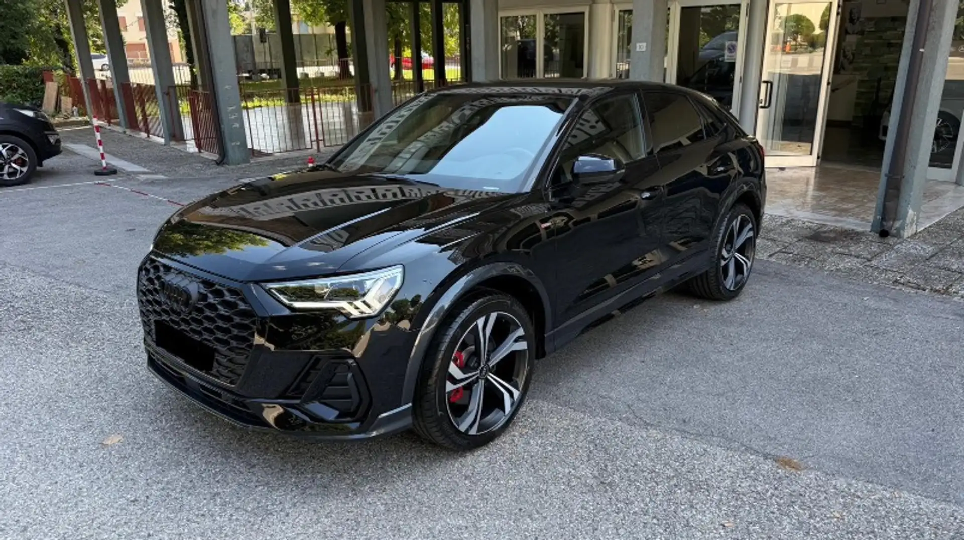 Audi Q3 40 2.0 tdi S line edition quattro 200cv s-tronic - 1