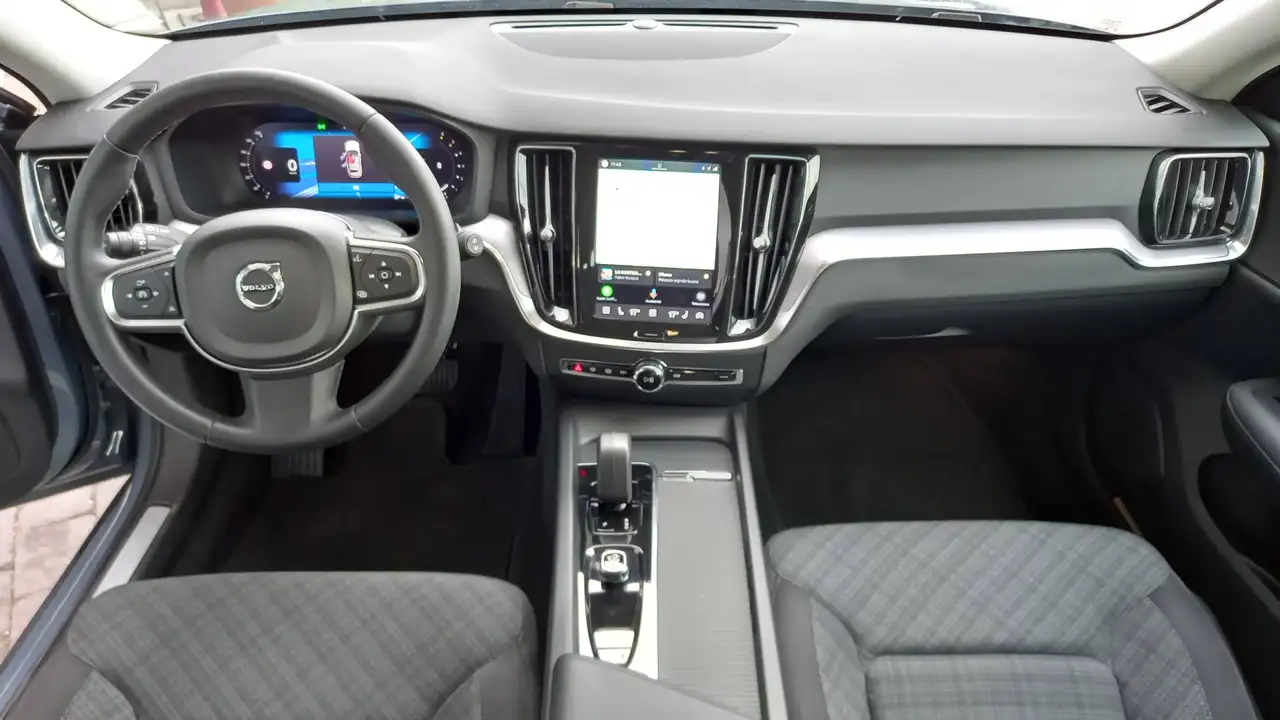 2023 Volvo V60 V60 II  2.0 b4 Core auto, photograph 9