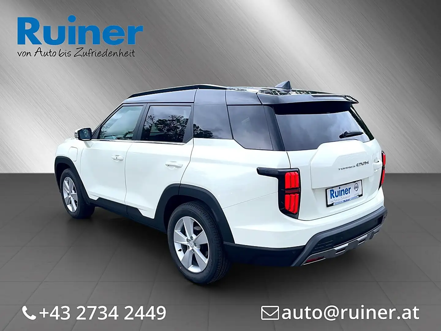 KGM Torres EVX Premium     € 32.458,- excl. Mwst. Weiß - 2