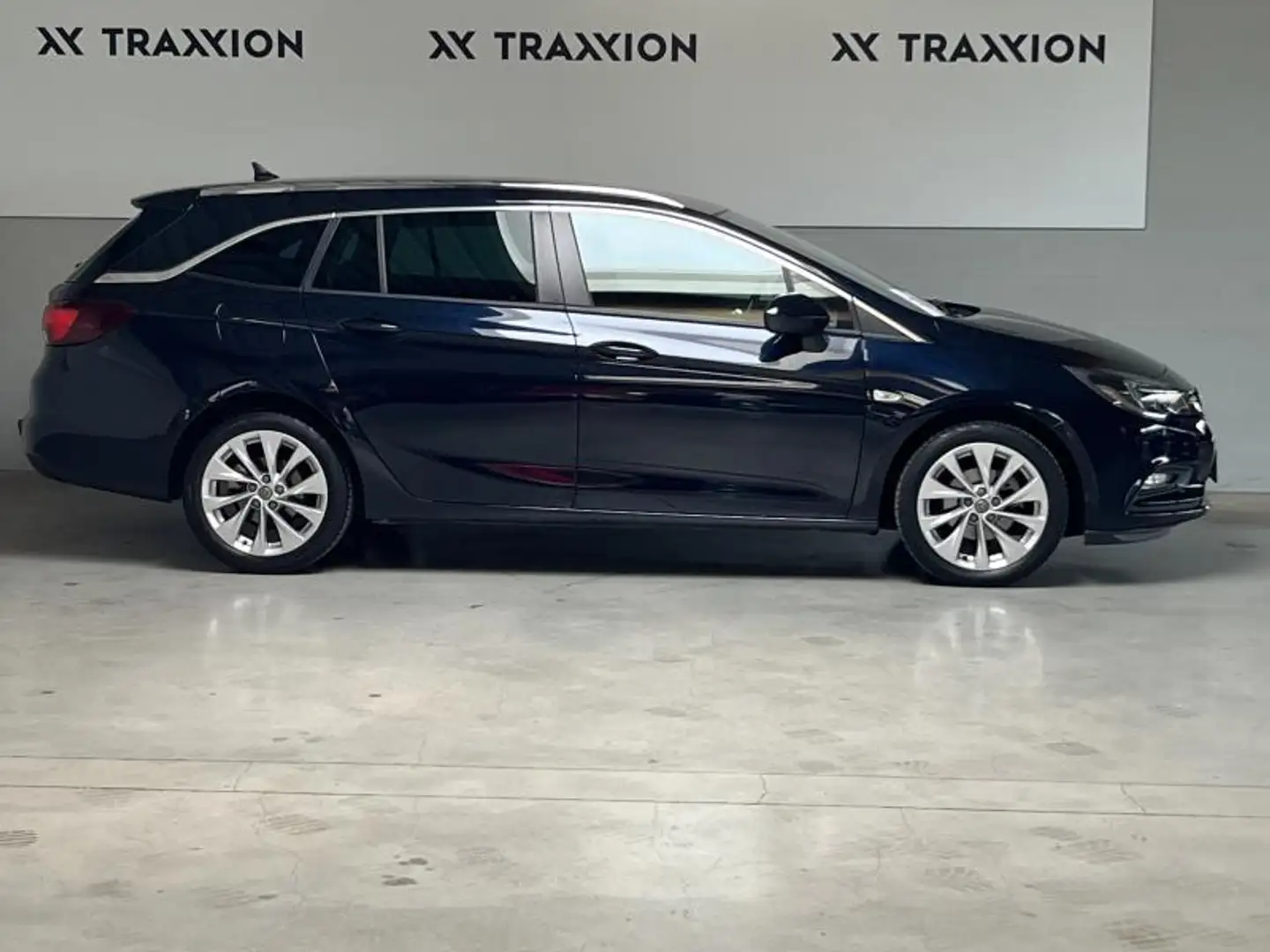 Opel Astra 1.4 Benzine 125 MAN Edition Blauw - 2
