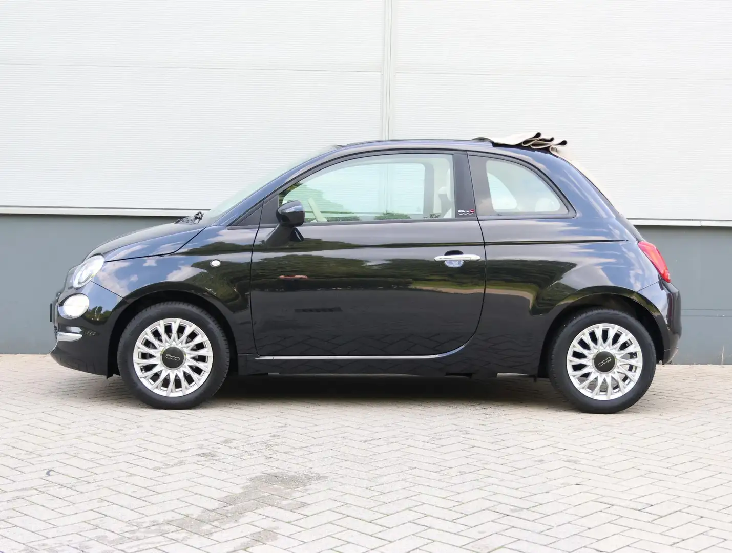 Fiat 500C 1.0 Hybrid Lounge | 1ste eigenaar | Parkeersensore Noir - 2