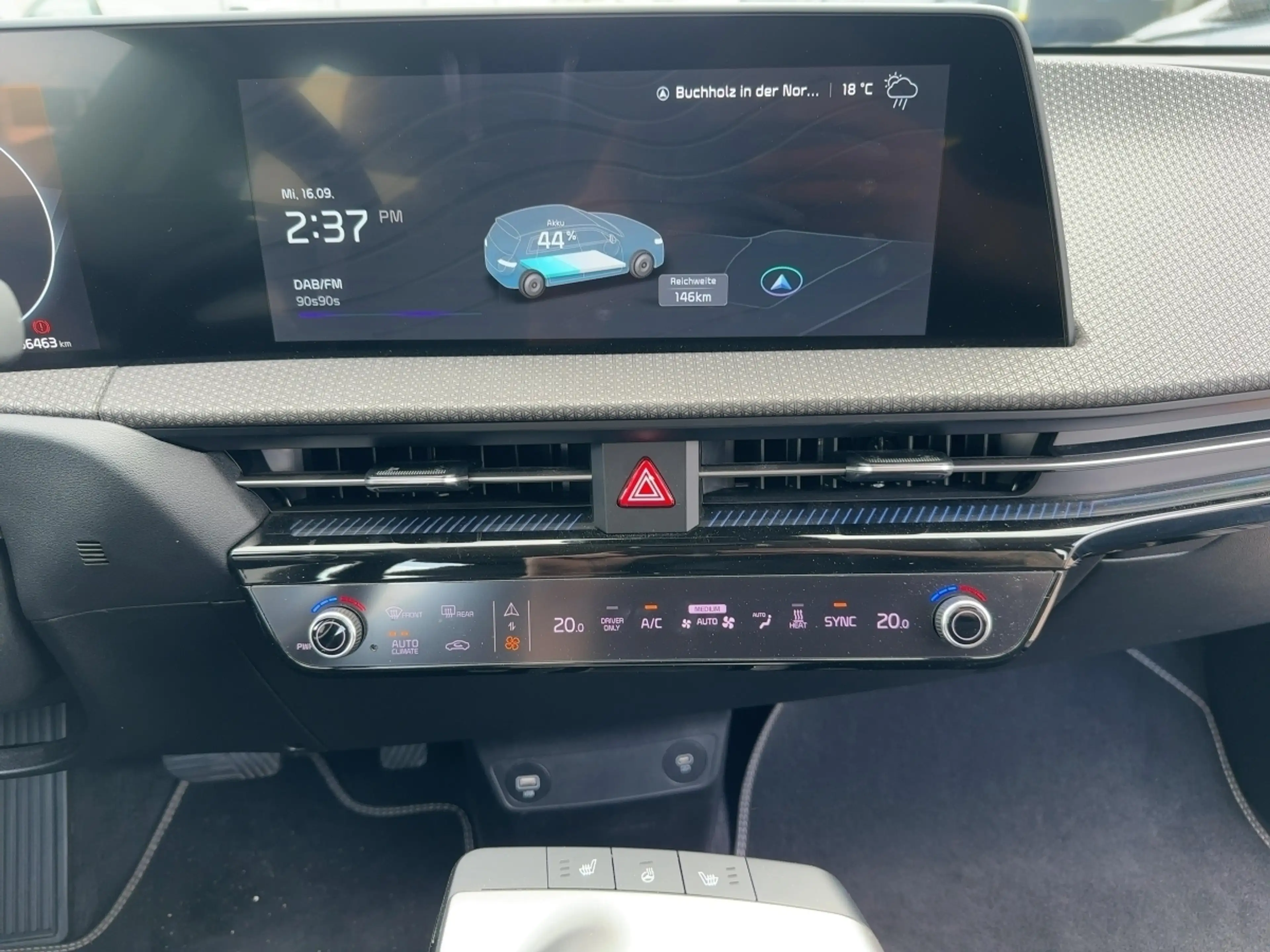 Kia EV6 Elektro 58 kWh 2WD*SHZ*LRHZ*KAMERA*NAVI*KLIMA* — photo 10