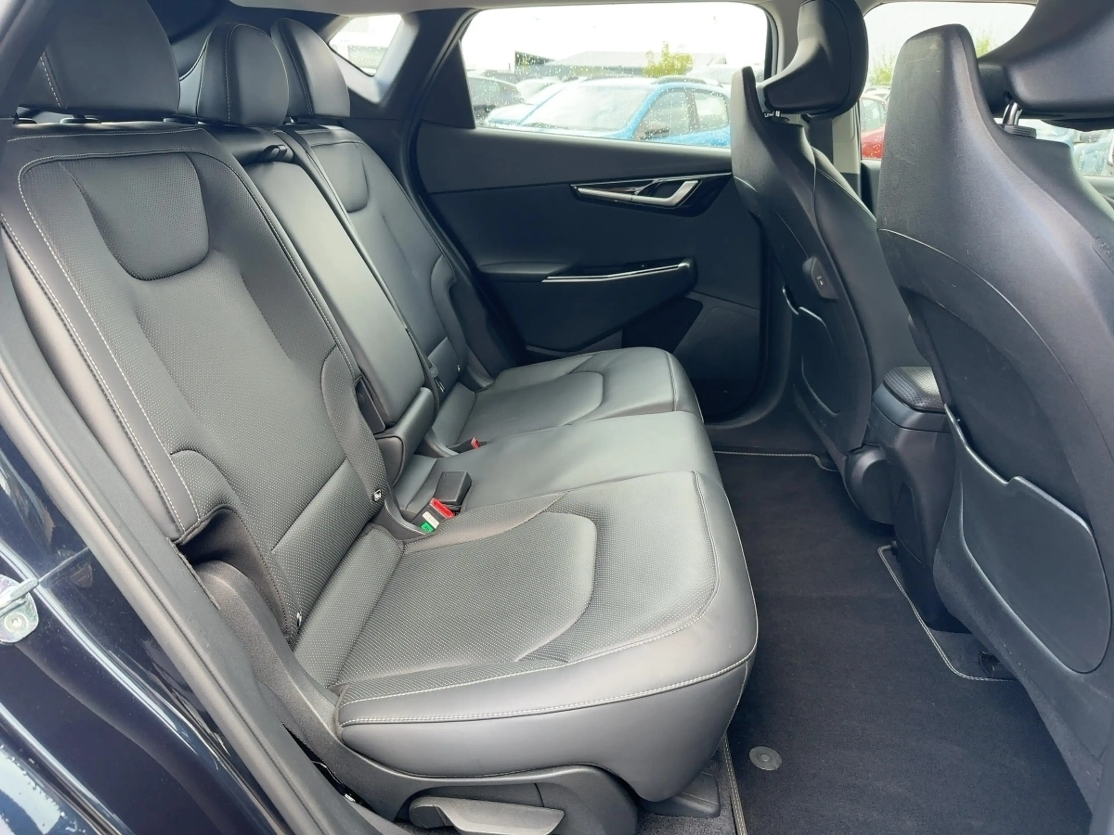 Kia EV6 Elektro 58 kWh 2WD*SHZ*LRHZ*KAMERA*NAVI*KLIMA* — photo 12