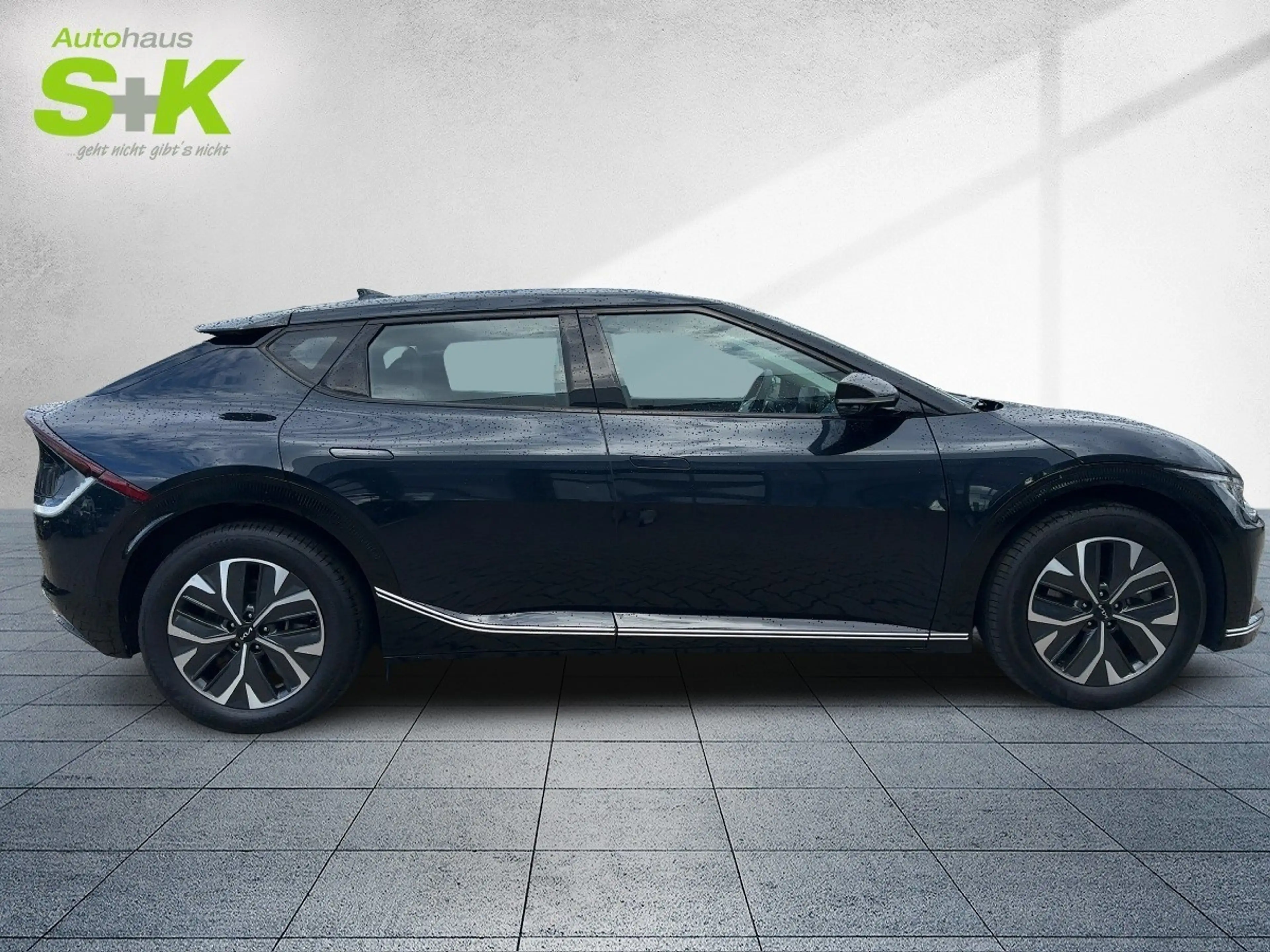 Kia EV6 Elektro 58 kWh 2WD*SHZ*LRHZ*KAMERA*NAVI*KLIMA* — photo 5