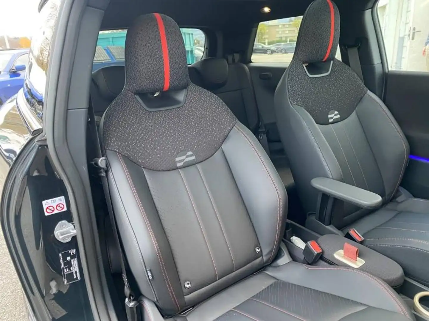 MINI Cooper E 184ch JCW Серый - 2