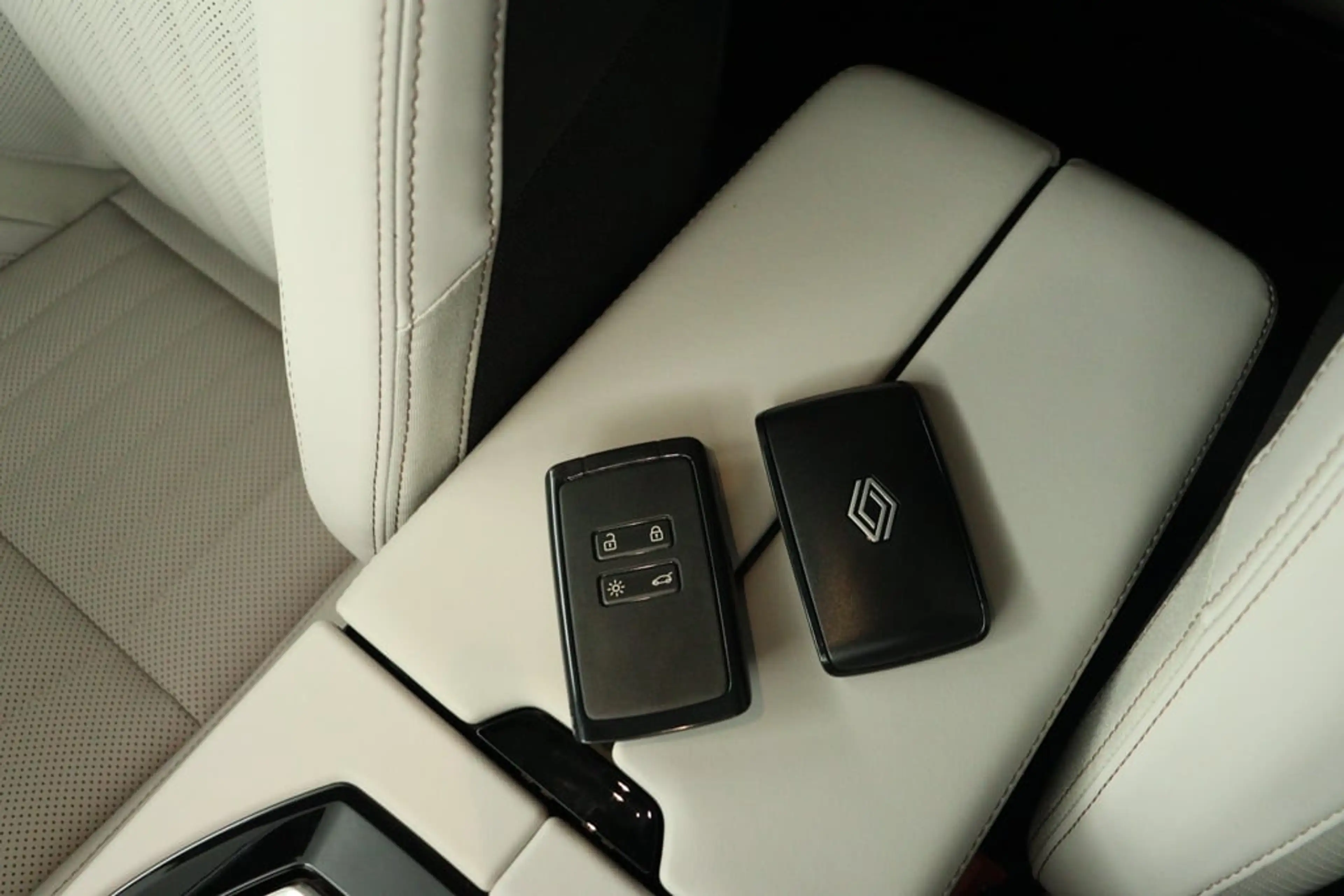 Renault Espace Iconic | Achteruitrijcamera | Elektrisch verwarmba — photo 9