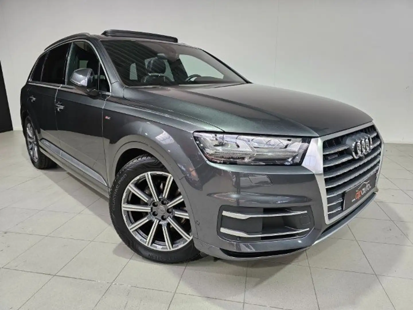 Audi Q7 3.0 TDi V6 ultra Quattro Tiptronic S Line Grijs - 2
