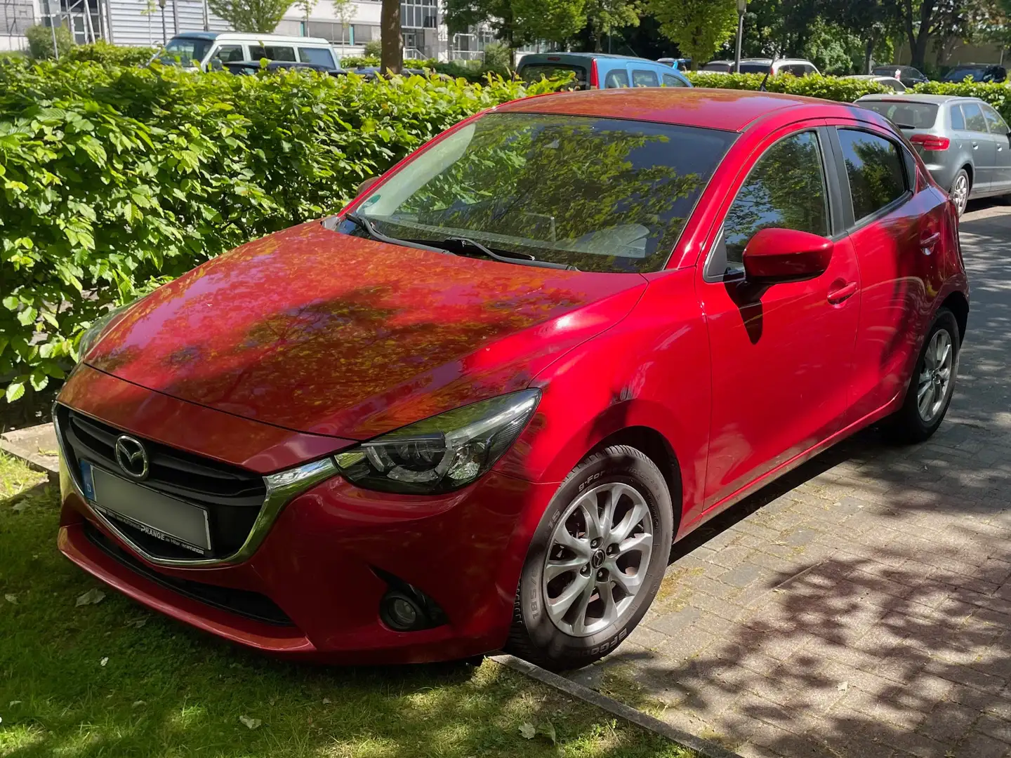 Mazda 2 2 SKYACTIV-G 90 Red Edition - 1